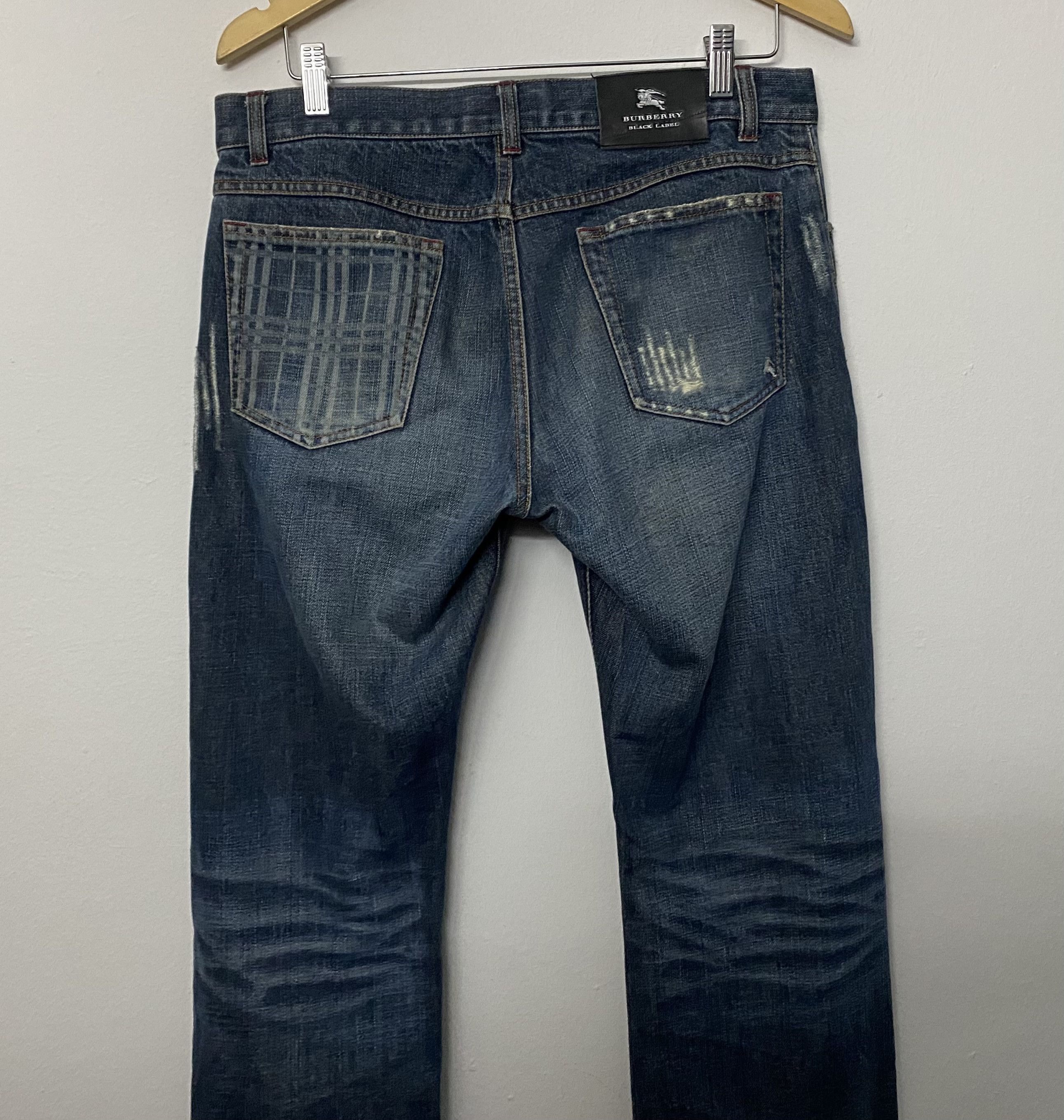 Burberry Burberry Black Label Distressed Nova Check Denim Jeans Size US 33 - 5 Thumbnail