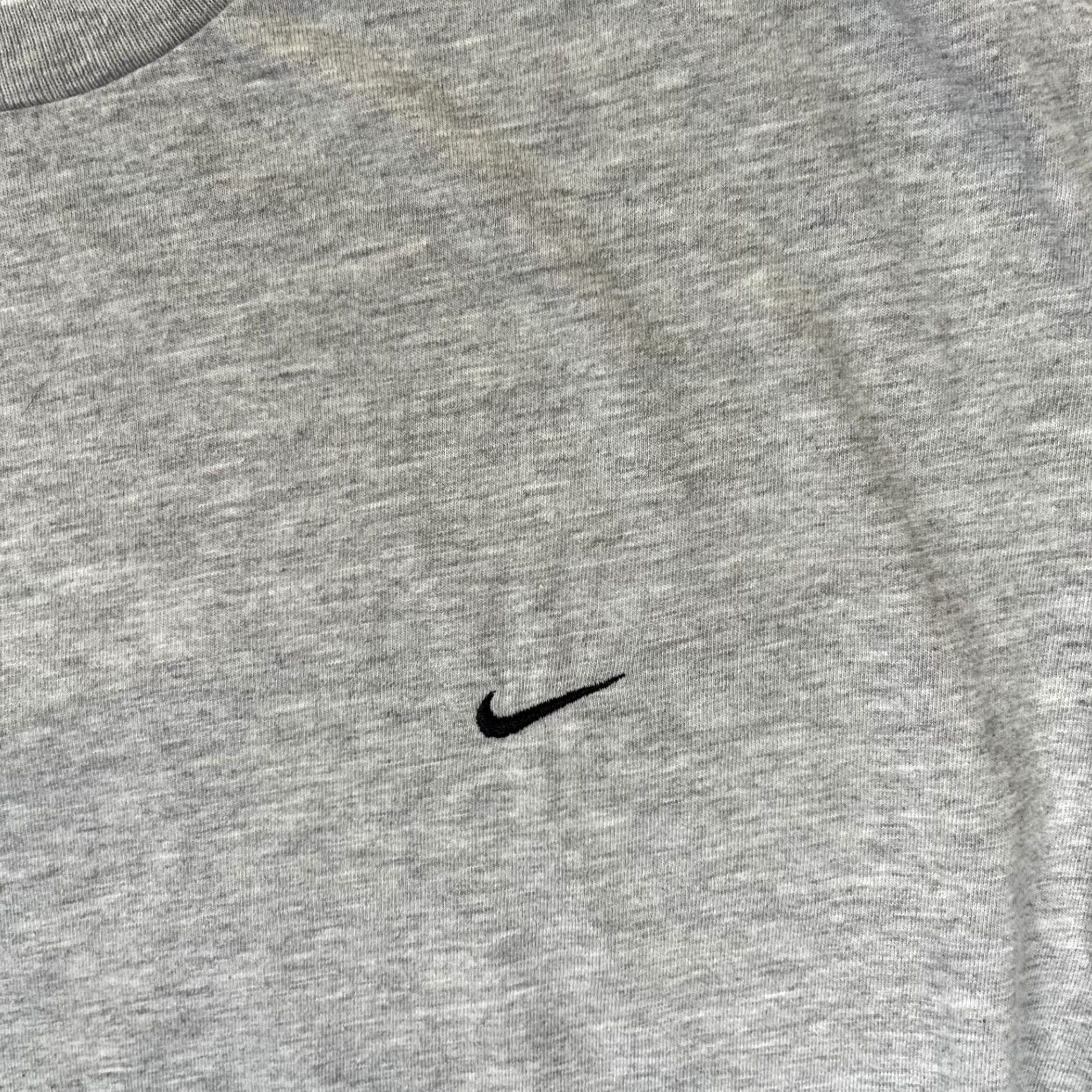 Nike VINTAGE Nike Gray Blank T-Shirt Size Large Embroidered Swoosh 90s Y2K Men Shirt L Gray Nike Air Men's T-Shirt Size US L / EU 52-54 / 3 - 2 Thumbnail