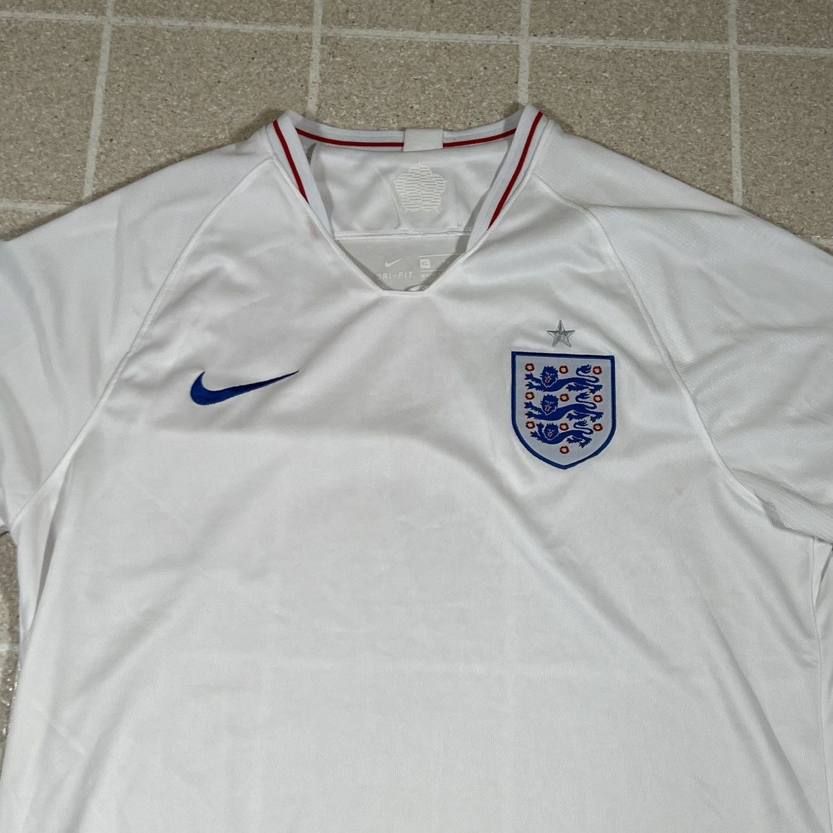 Nike ENGLAND 2018-2020 HOME SHIRT SOCCER JERSEY NIKE Sz. XL Size US XL / EU 56 / 4 - 2 Thumbnail