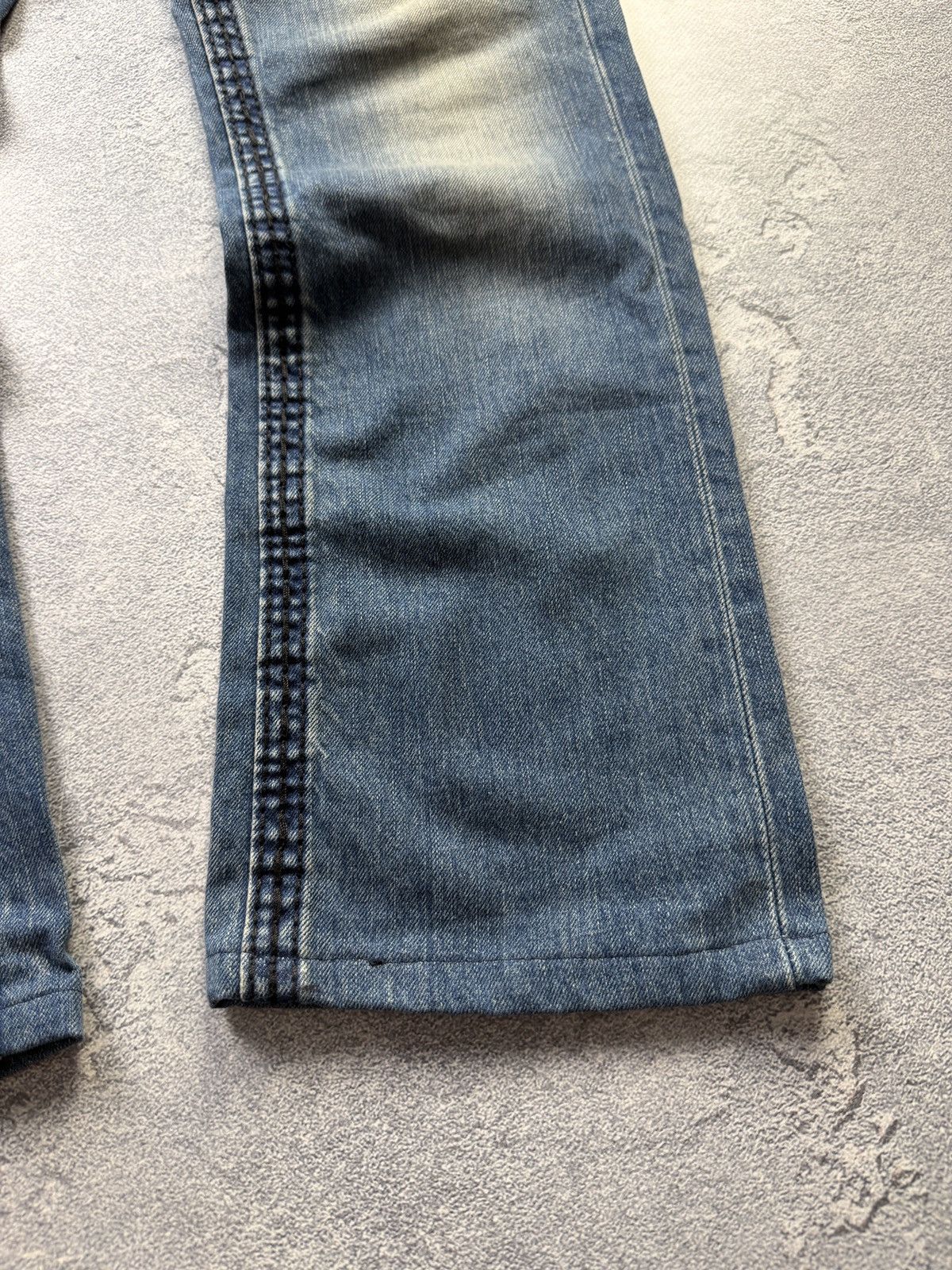True Religion True Religion Jeans Distressed Straight Denim Made in USA 29 Size US 29 - 7 Thumbnail