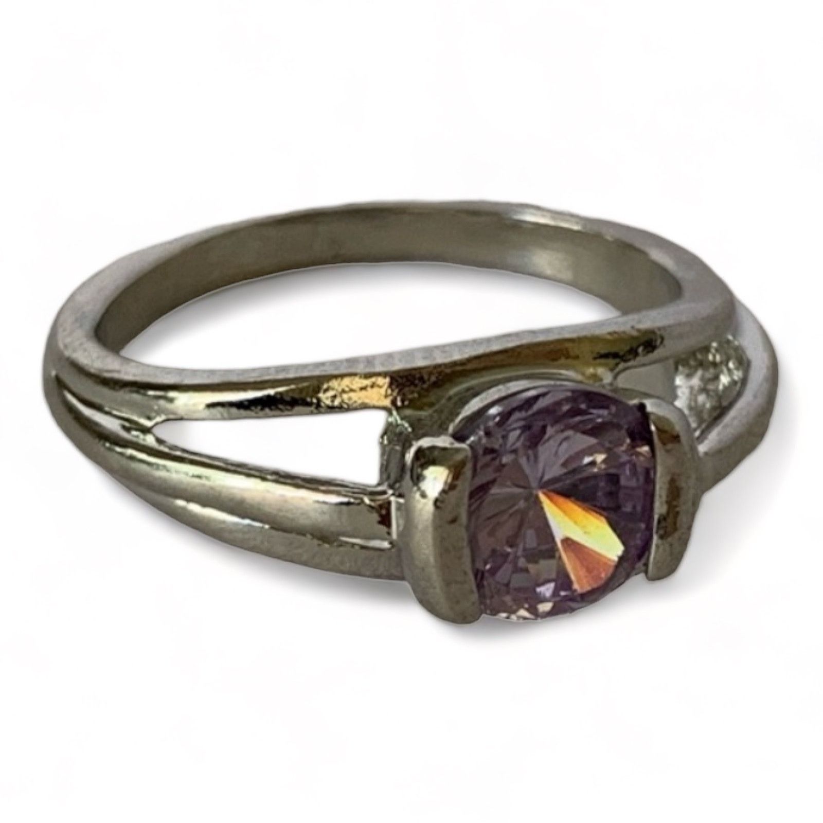 Other Amethyst Solitaire Light Purple Silver Ring Size 6 NEW Size ONE SIZE - 1 Thumbnail