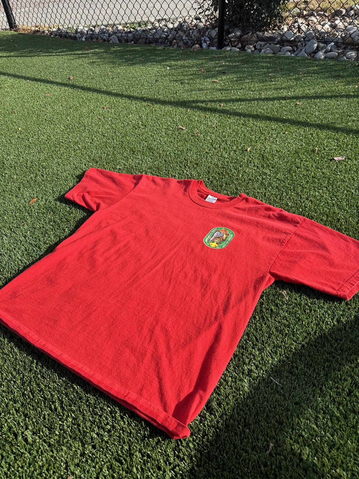 Vintage Vintage Gildan Ultra Cotton Heavyweight Tee Size US XL / EU 56 / 4 - 1 Thumbnail