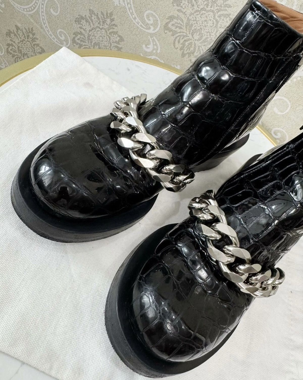 Givenchy Givenchy chain boots Size US 5.5 / IT 35.5 - 2 Thumbnail