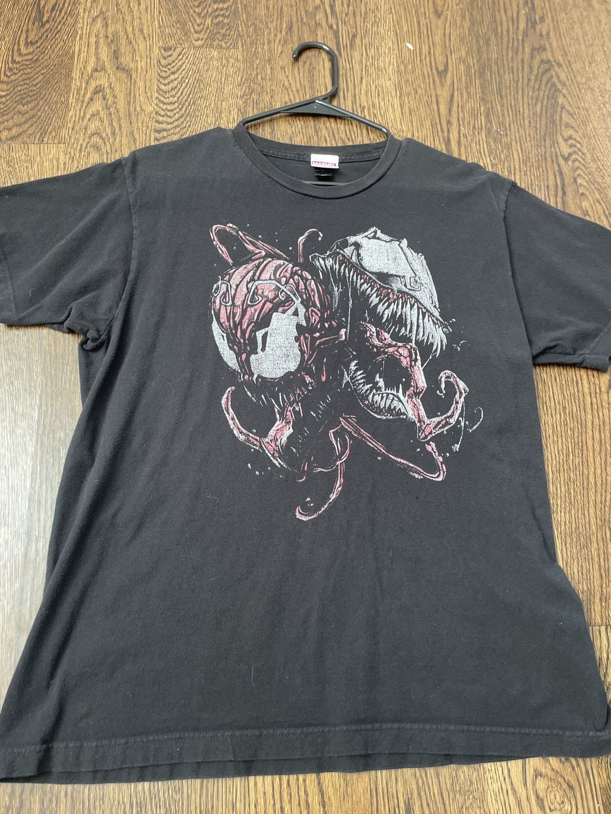 Vintage Black Venom and Carnage Shirt | Grailed