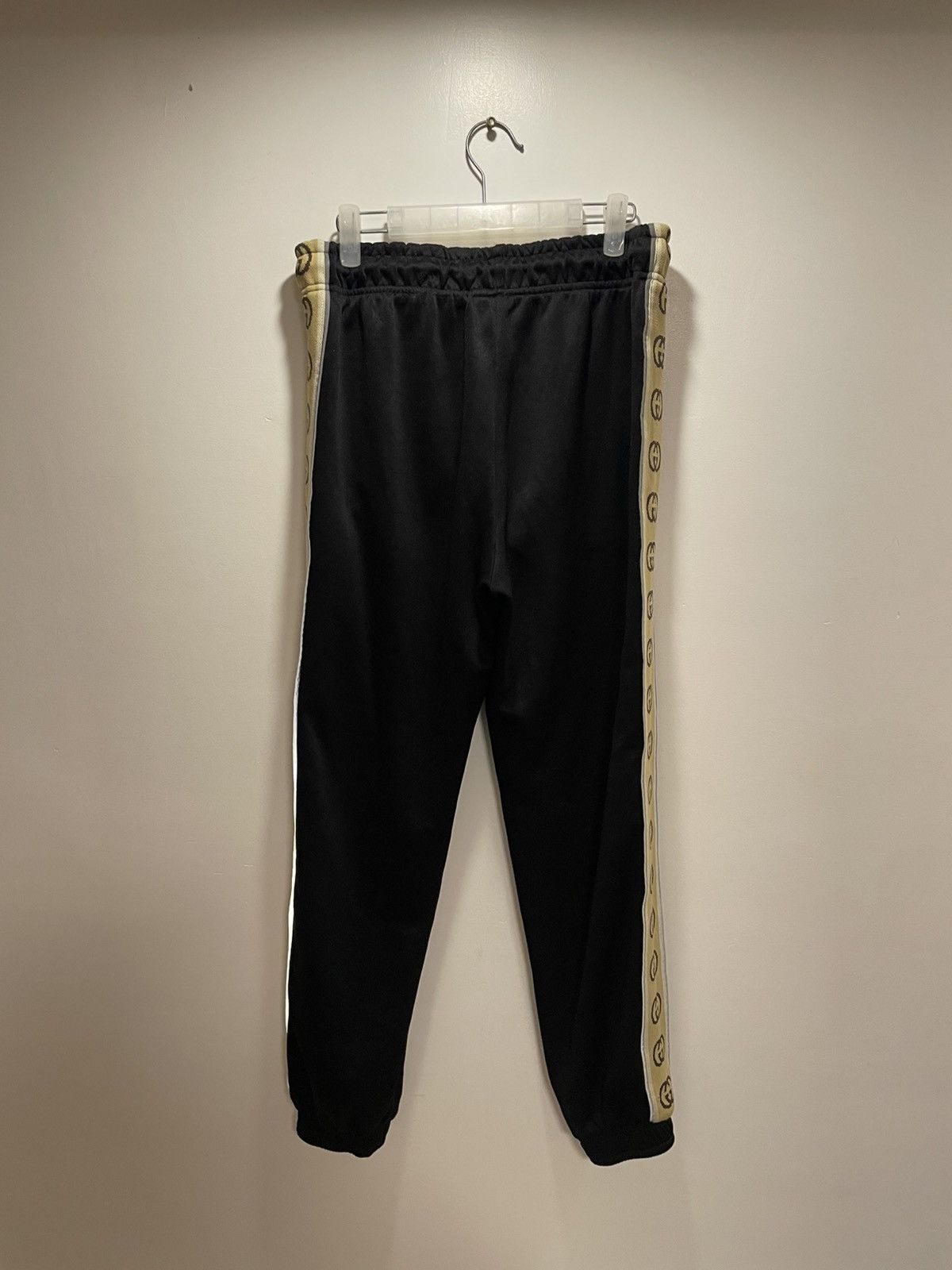 Gucci Gucci black technical jersey joggers Pants Size US 30 / EU 46 - 11 Thumbnail