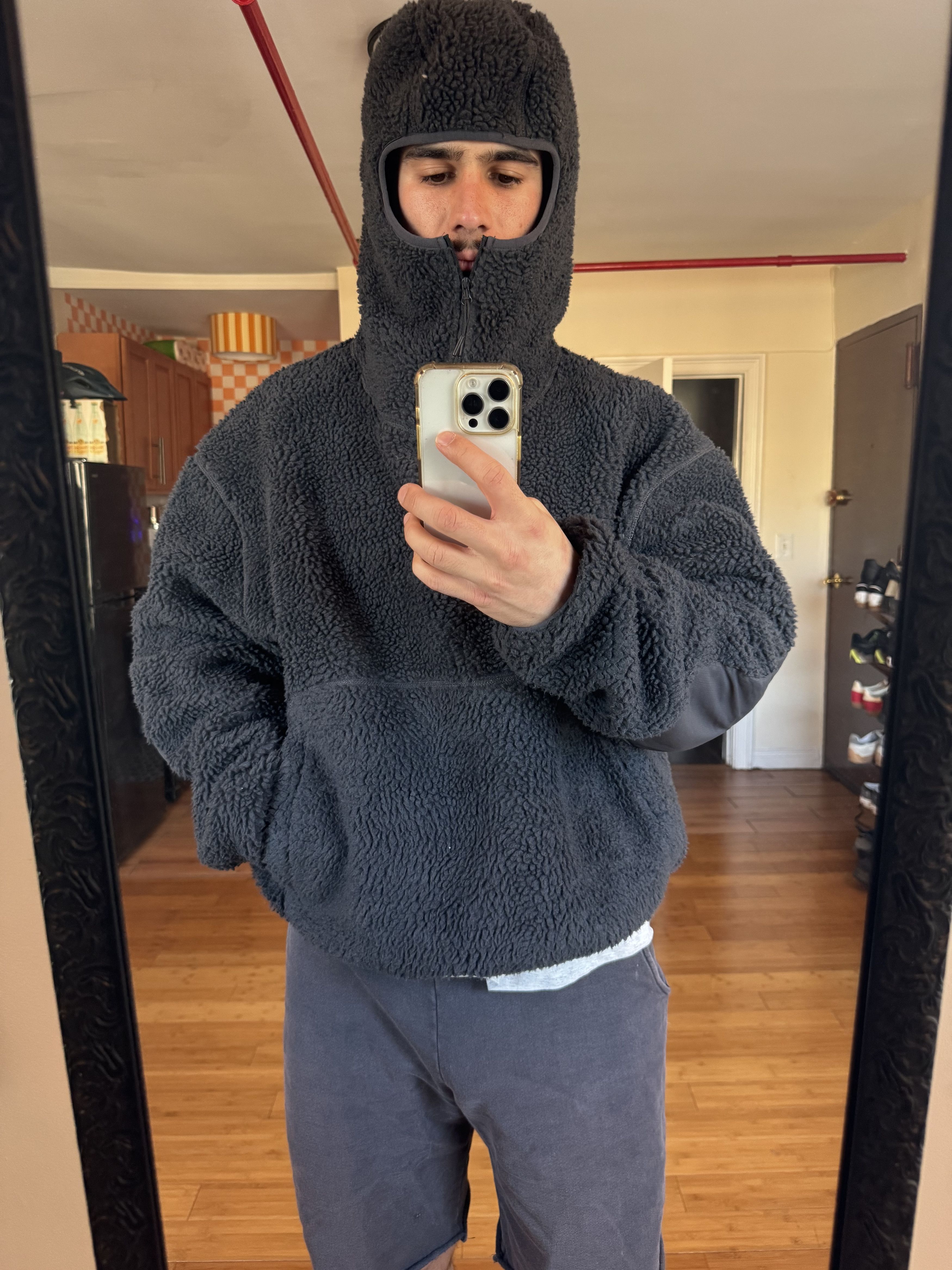 Entire Studios Entire Studios Fluffy Fleece Charcoal Pullover Size US L / EU 52-54 / 3 - 2 Thumbnail