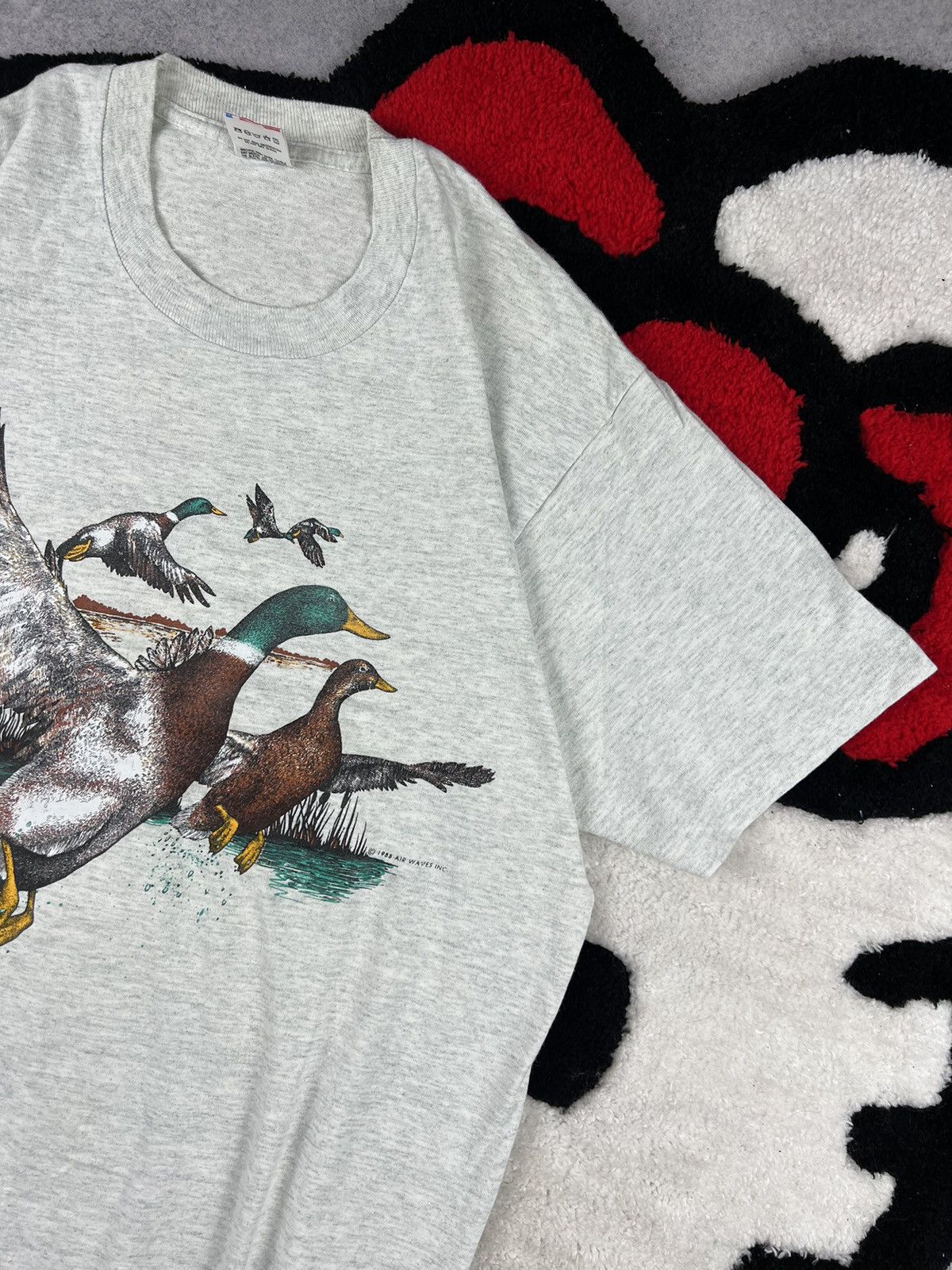 Fruit Of The Loom Vintage Nature Air Waves 1988 Birds Ducks Y2K USA Tee Shirt Size US L / EU 52-54 / 3 - 3 Thumbnail