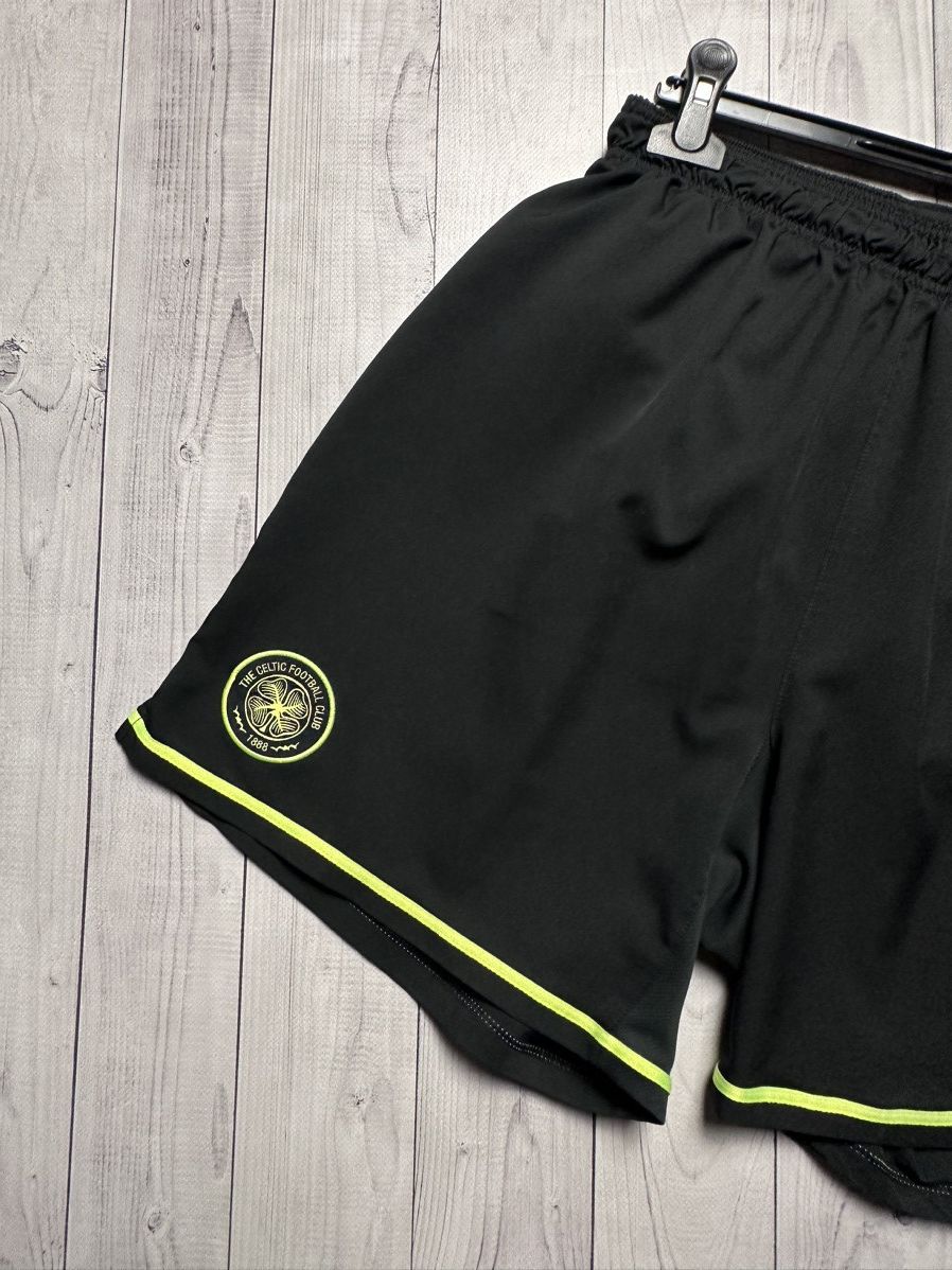 Nike × Vintage Vintage Nike Celtic Soccer shorts size M Size US 32 / EU 48 - 2 Thumbnail