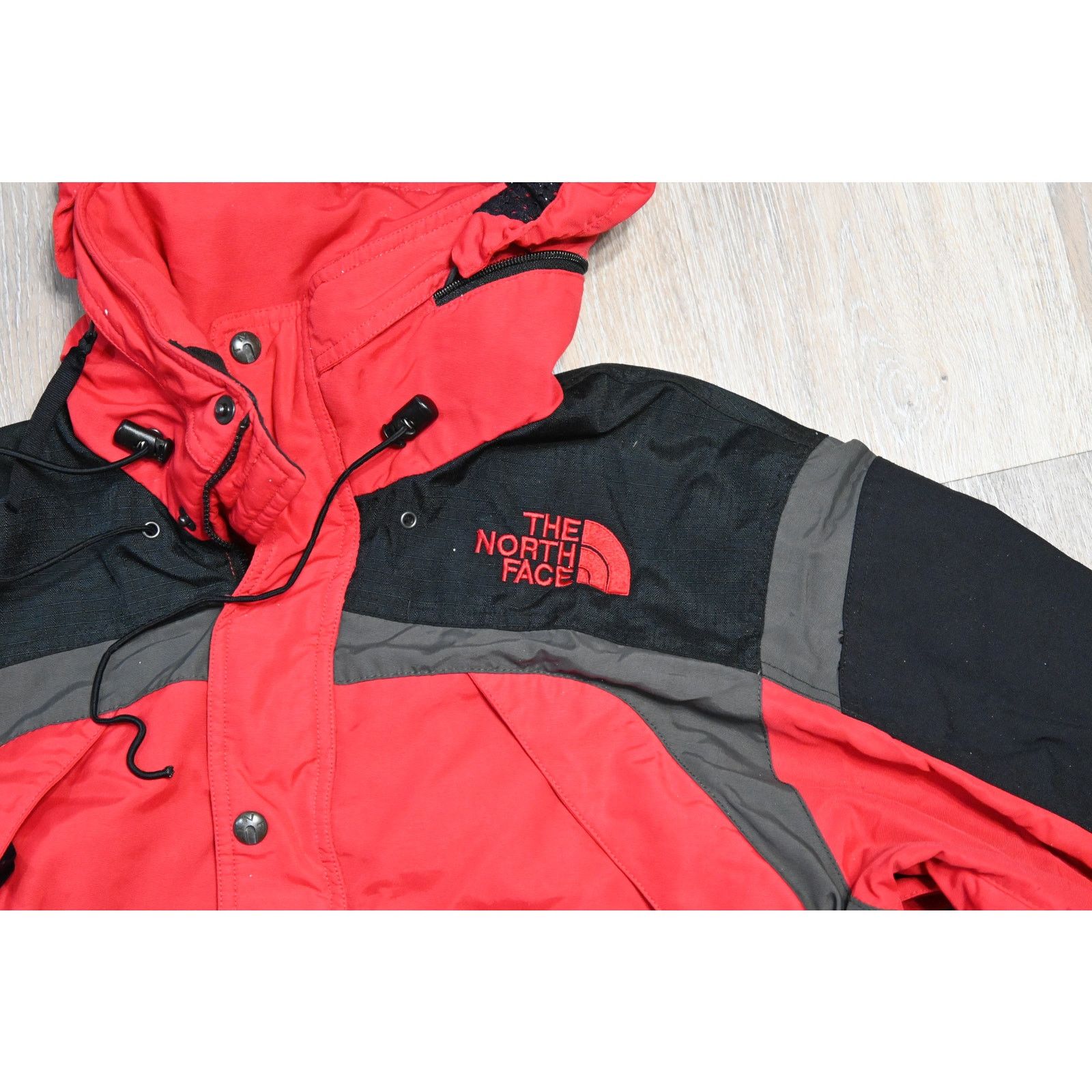 The North Face The North Face Vintage Anorak Jacket Mens Medium Red Black Size US M / EU 48-50 / 2 - 2 Thumbnail