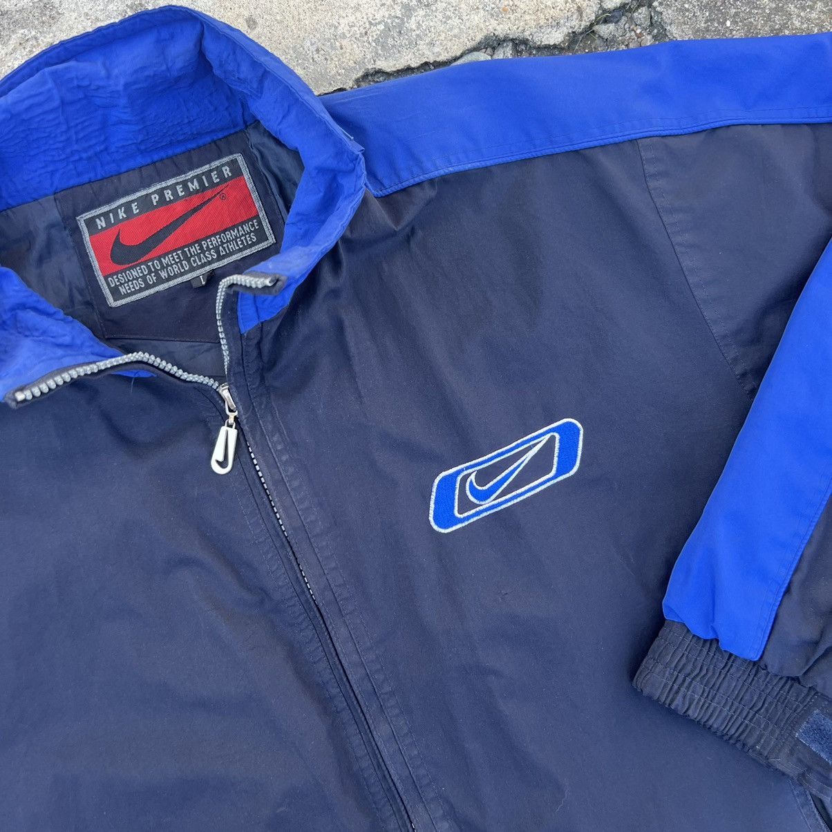 Nike × Vintage Vintage Nike Swoosh Nylon Olympic Jacket Y2K L Size US L / EU 52-54 / 3 - 3 Thumbnail
