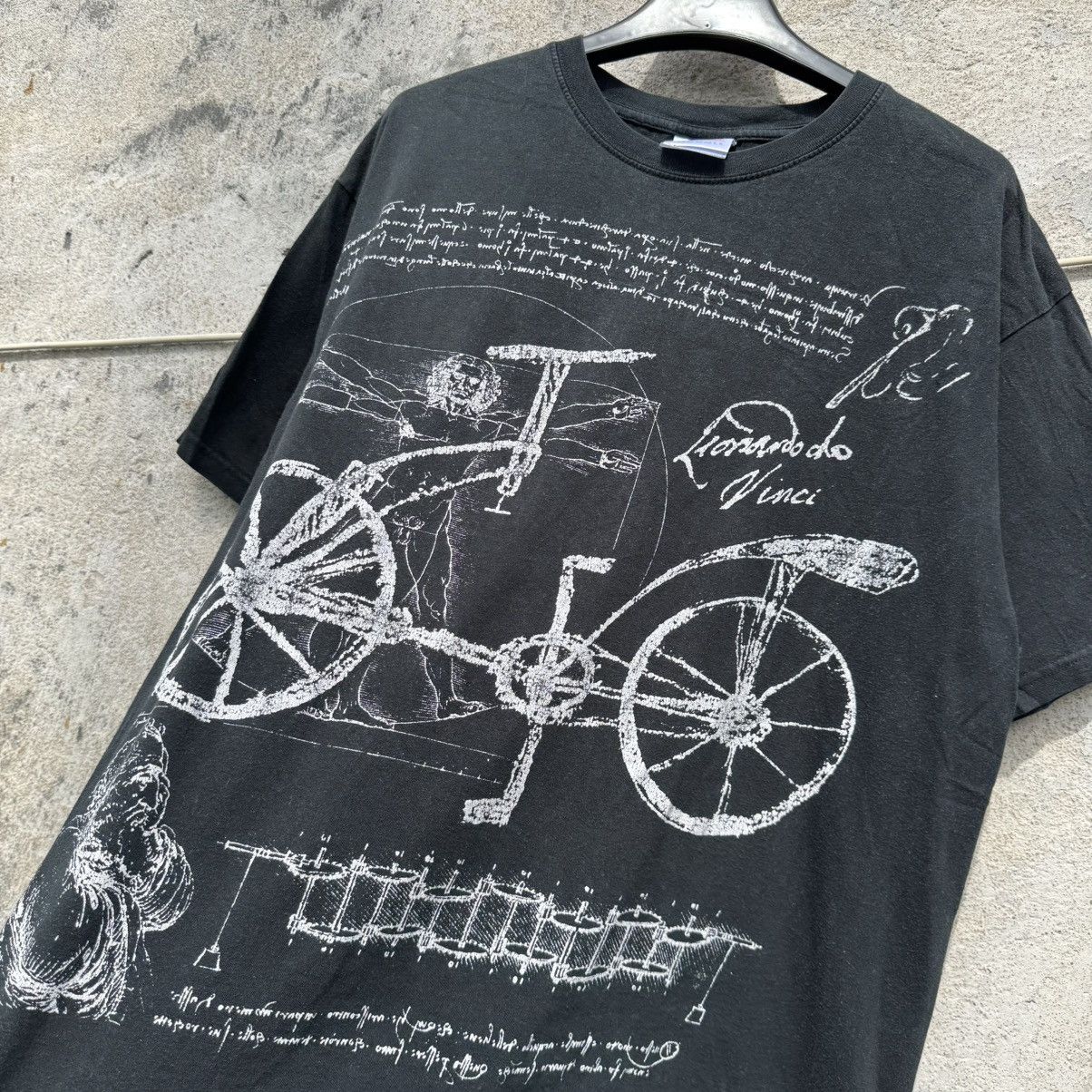 Japanese Brand Vintage Leonardo da Vinci Printed Tshirt Art Hoe 00s Washed Size US S / EU 44-46 / 1 - 8 Thumbnail