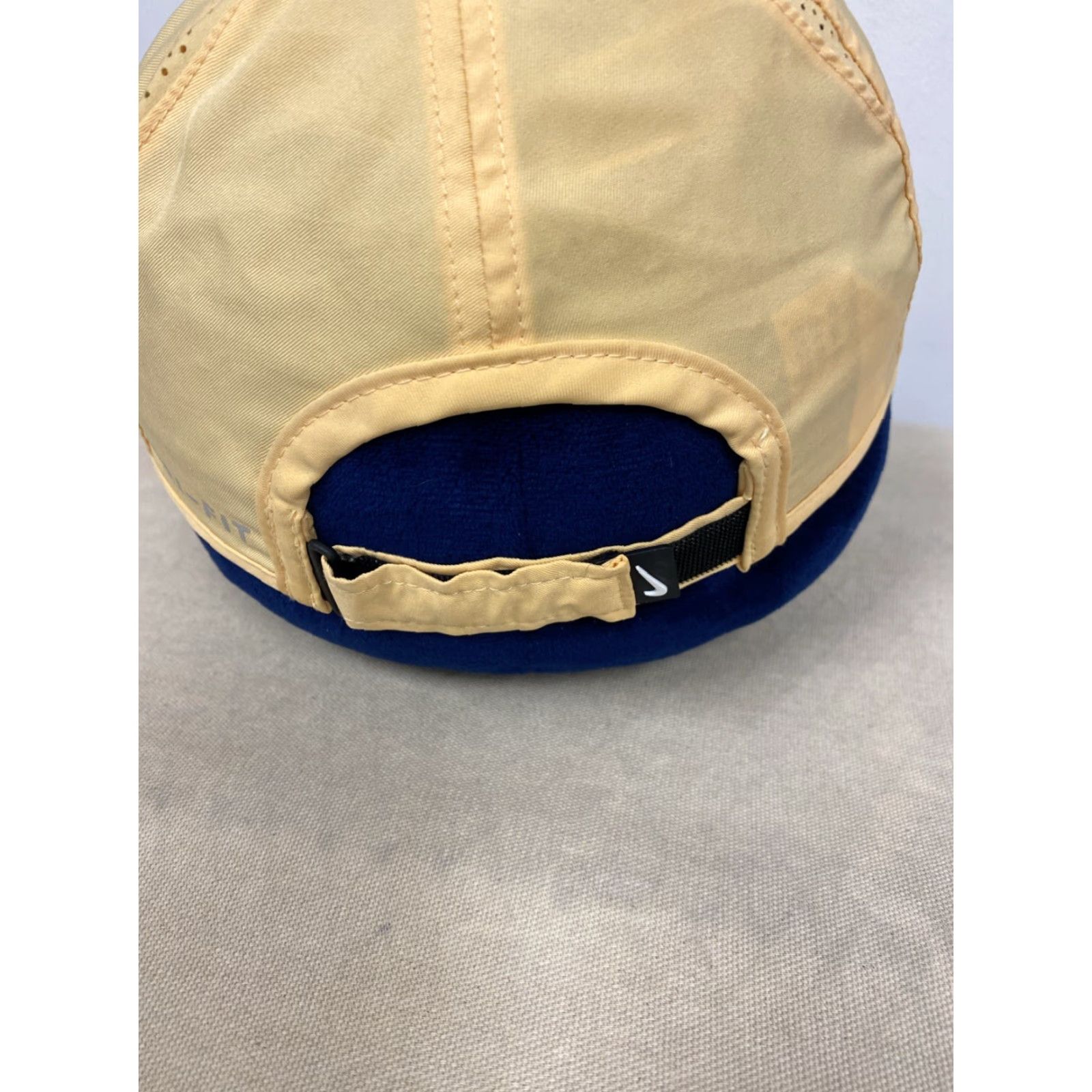 Nike NIKE Featherlight Cap Adjustable Dri-Fit Baseball Hat Yellow Unisex Adults Size ONE SIZE - 4 Thumbnail