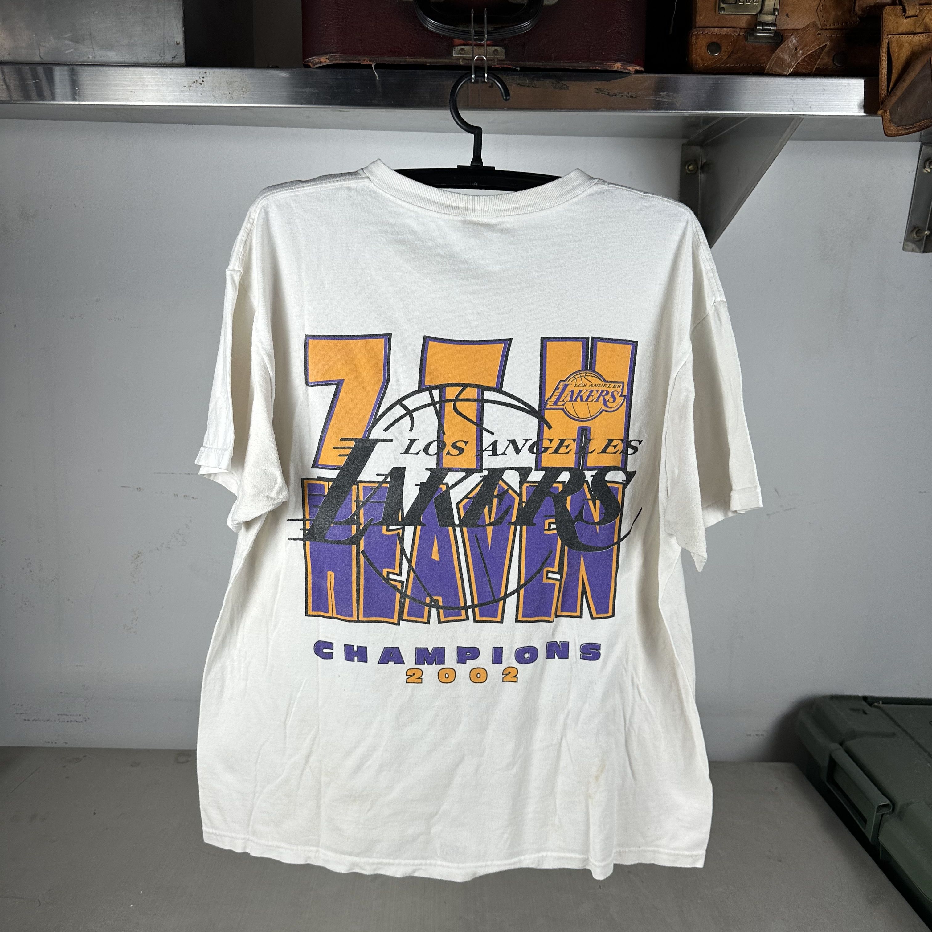 Vintage 2002 LA Lakers Kobe Bryant Shaq NBA We Got 3 Peat T-shirt Size US L / EU 52-54 / 3 - 3 Thumbnail