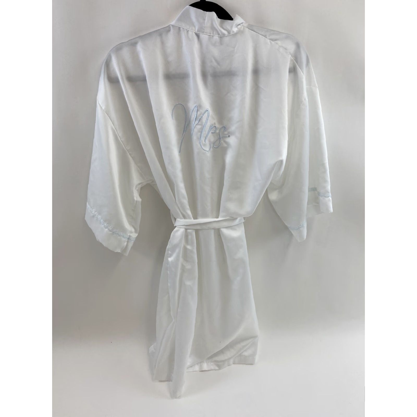 Apt. 9 Apt. 9 Robe Womens S White Wedding Mrs. Womens S White Wedding Apt. 9 Robe Size ONE SIZE - 2 Thumbnail