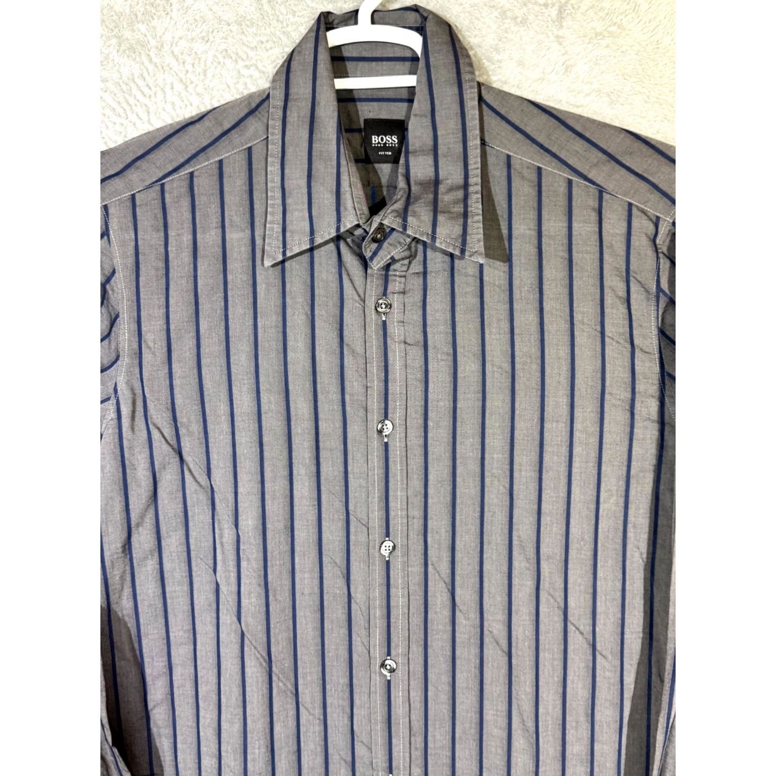 Hugo Boss VINTAGE Hugo Boss Men’s Shirt Large Gray Stripe 100% Cotton Fitted Button-Up Excellent Size US L / EU 52-54 / 3 - 4 Thumbnail