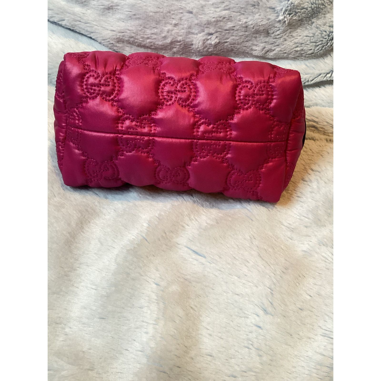 Gucci AUTHENTIC GUCCI GG Matelassé beauty case with dust bag Size ONE SIZE - 9 Thumbnail