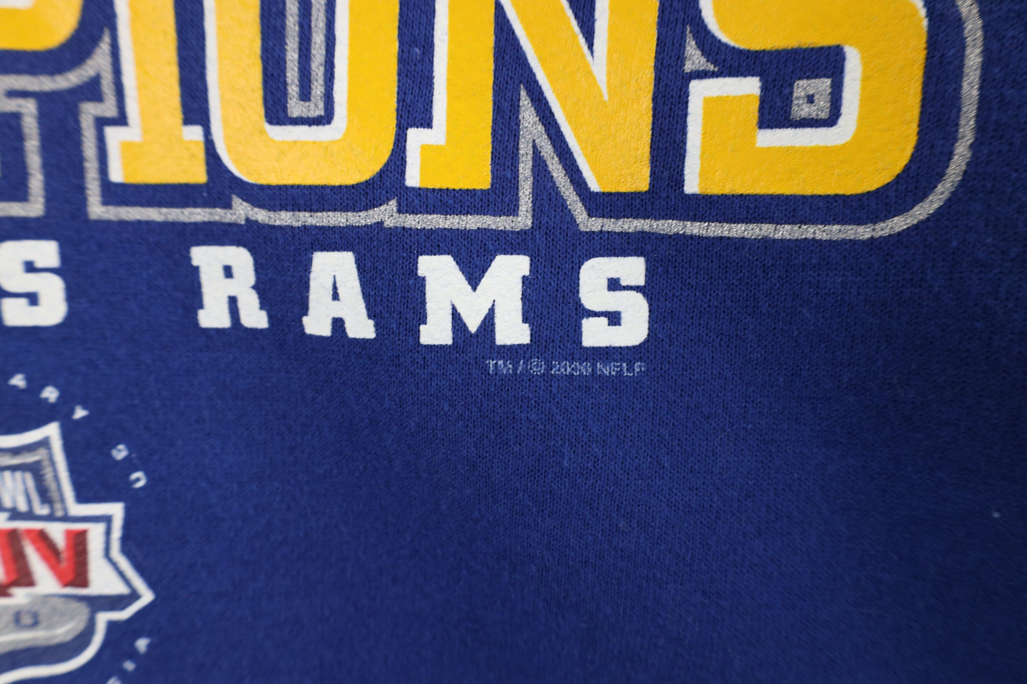 Vintage Vintage XXXIV Champs St Louis Rams Football Sweatshirt Blue Size US XXL / EU 58 / 5 - 5 Thumbnail