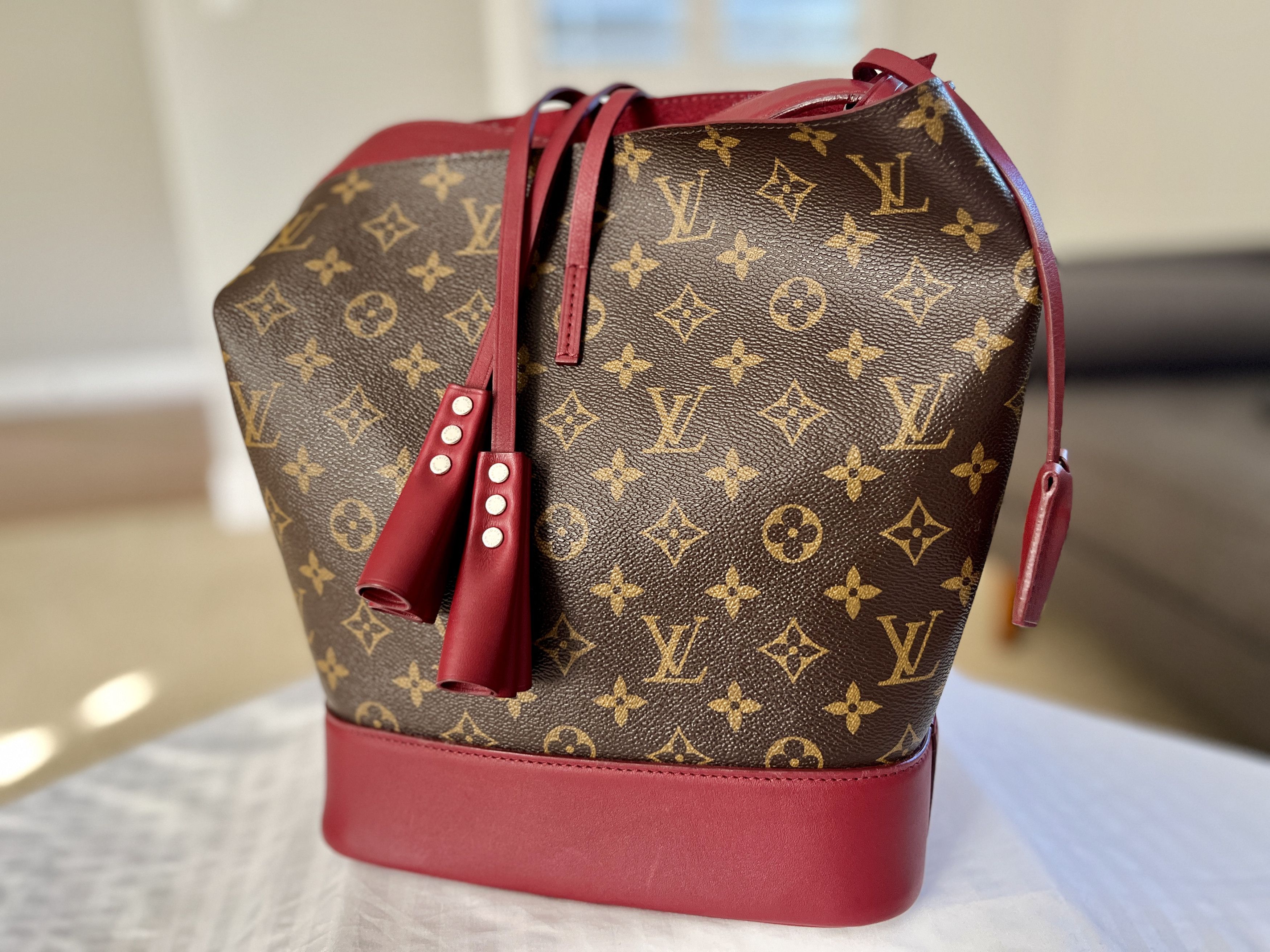 Louis Vuitton LV NN 14 GM Monogram Idole Ruby Marc Jacobs Final Collection Size ONE SIZE - 1 Thumbnail