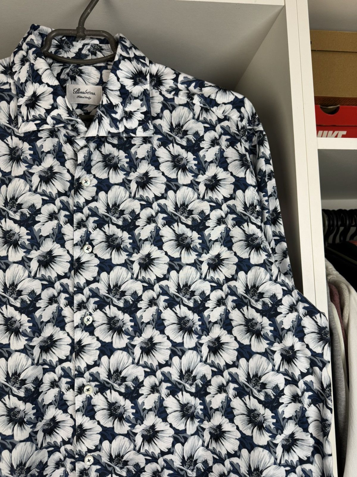 Strenstroms Stenströms Fitted Body Floral Print LS Shirt Size 17.5/44 Size US XL / EU 56 / 4 - 10 Thumbnail