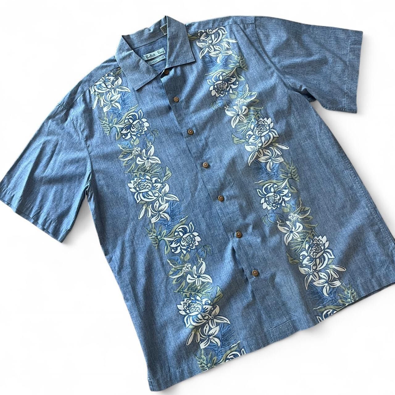 Batik Bay Cuban style short sleeve Size US L / EU 52-54 / 3 - 1 Thumbnail