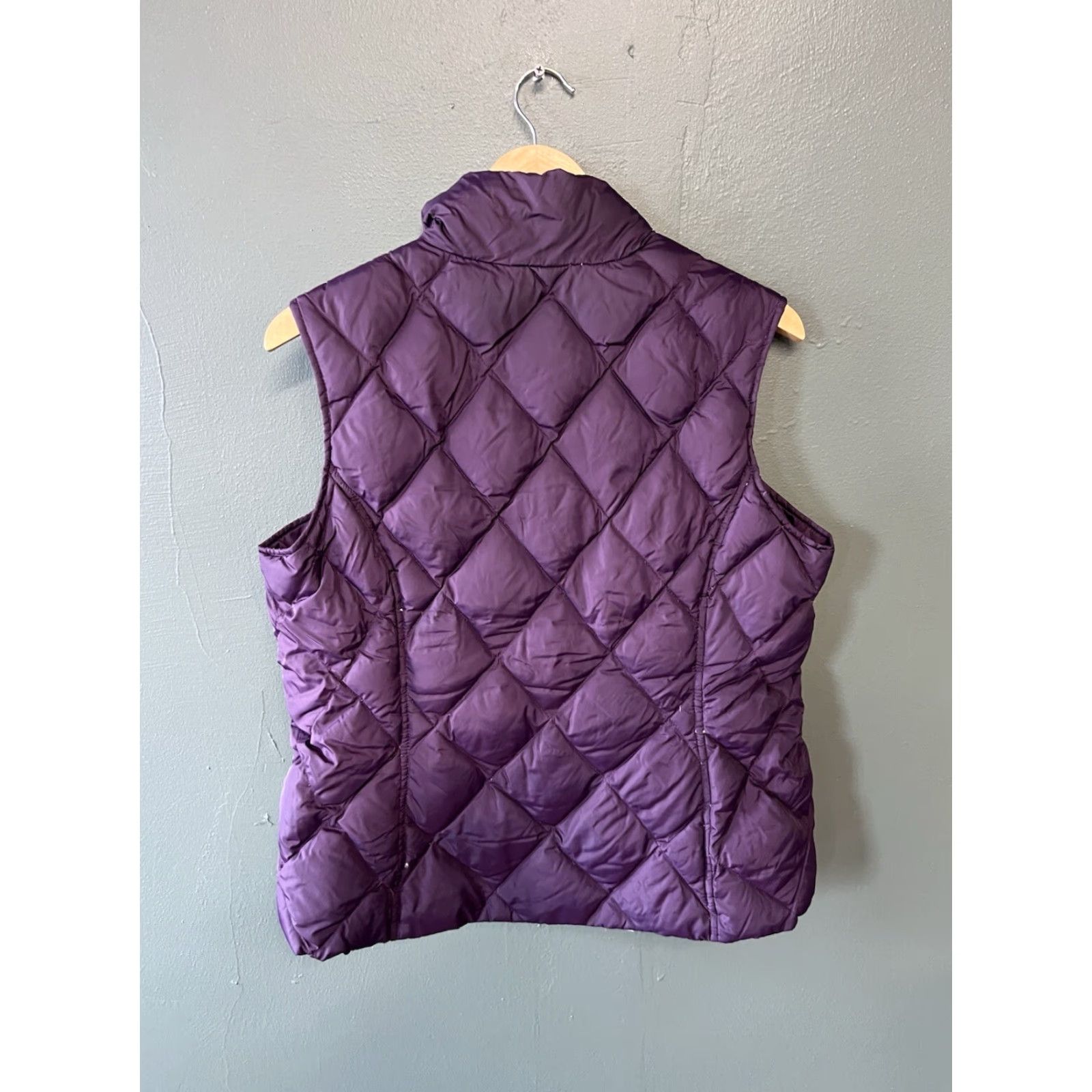 Lands' End Lands' End Womens Purple Quilted Puffer Vest Full Zip Size M Medium Jacket Coat Womens Quilted Puffer Vest Full Zip Purple Lands' End M Size M / US 6-8 / IT 42-44 - 2 Thumbnail