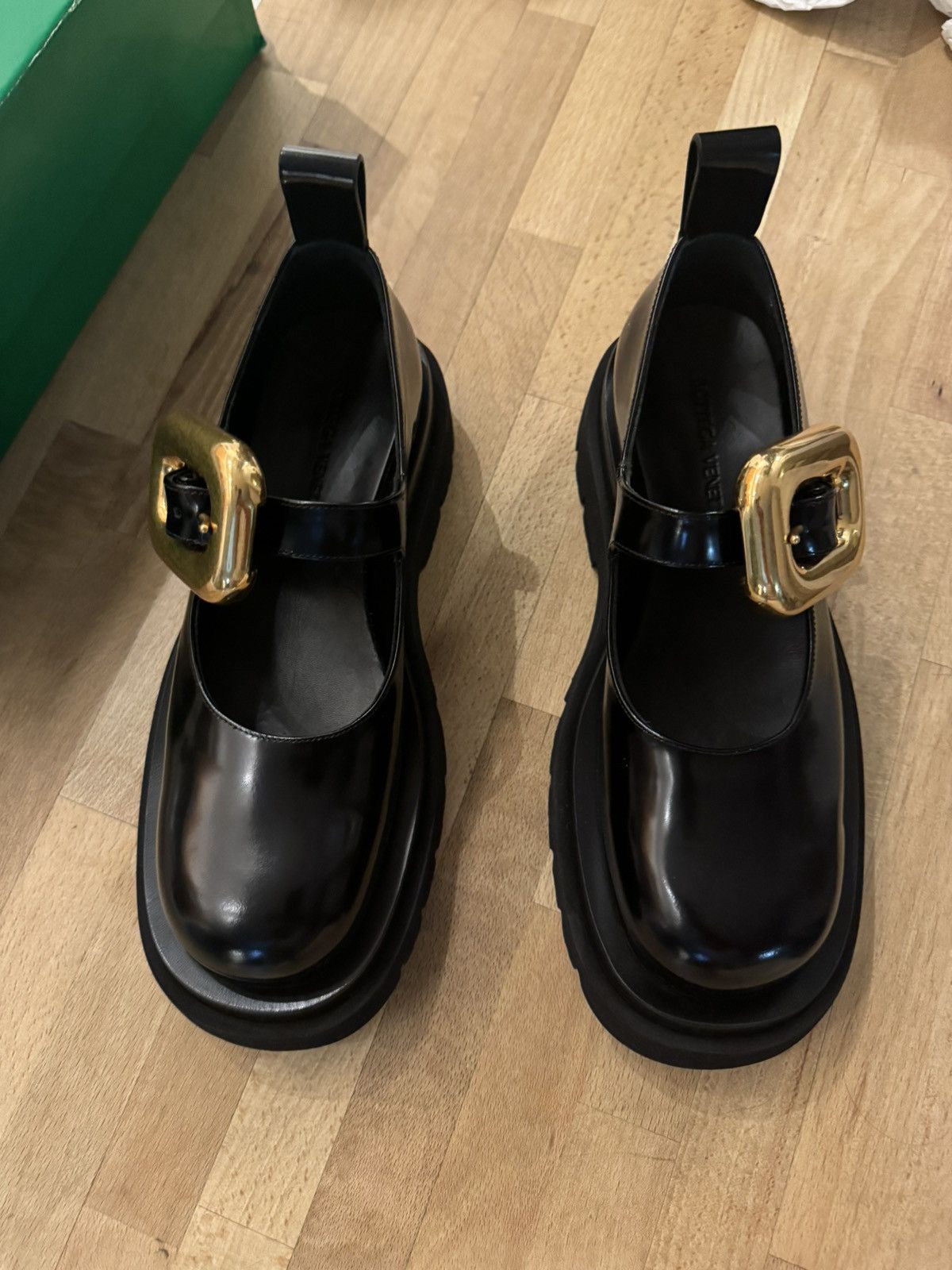 Bottega Veneta Black Bottega Veneta Lug Mary-Jane Flats shoes Sz 8 Size US 8 / IT 38 - 5 Thumbnail