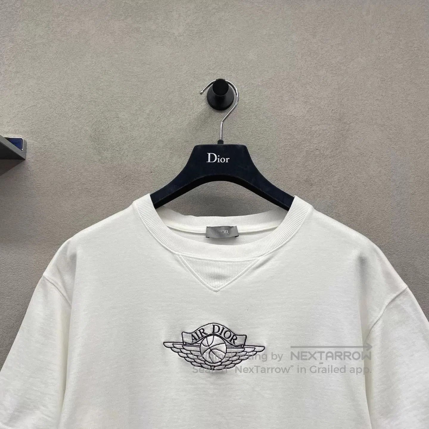 Dior White Short Sleeve Graphic T. Size US S / EU 44-46 / 1 - 4 Thumbnail