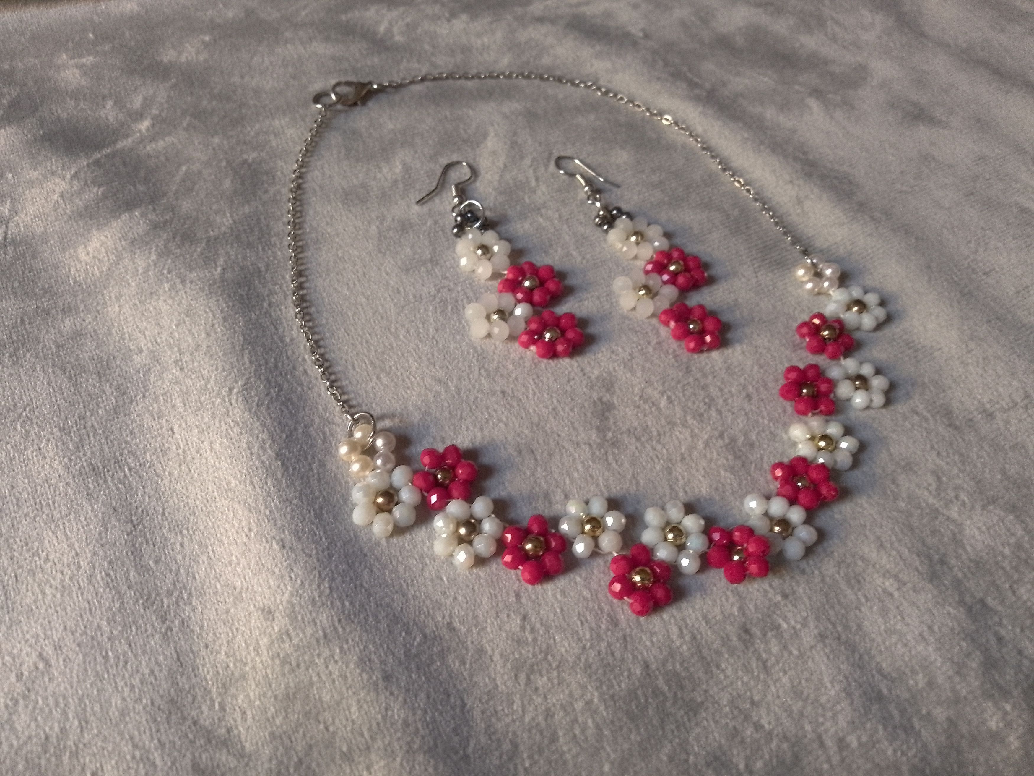 Handmade Necklace Red White Flowers Crystal. Earrings. Size ONE SIZE - 8 Thumbnail