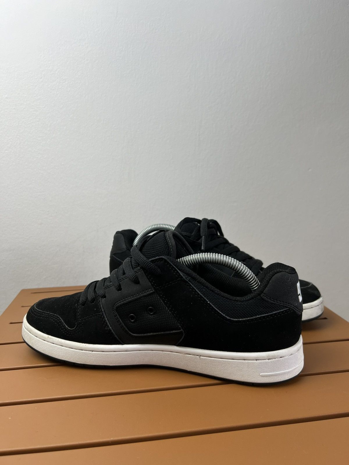 DC × Vintage Vintage Y2K DC SHOES chunky fat skate shoes sneakers US 8.5 Size US 8.5 / EU 41-42 - 6 Thumbnail