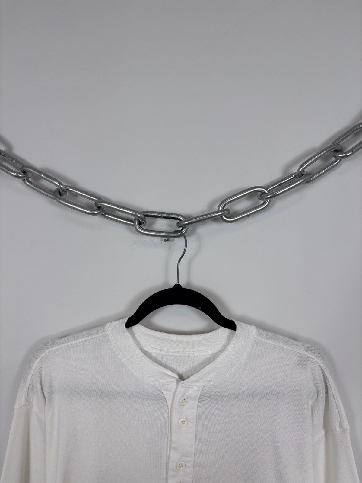 Schott Vintage Schott NYC Men’s White Long Sleeve Henley T-Shirt Size US M / EU 48-50 / 2 - 3 Thumbnail