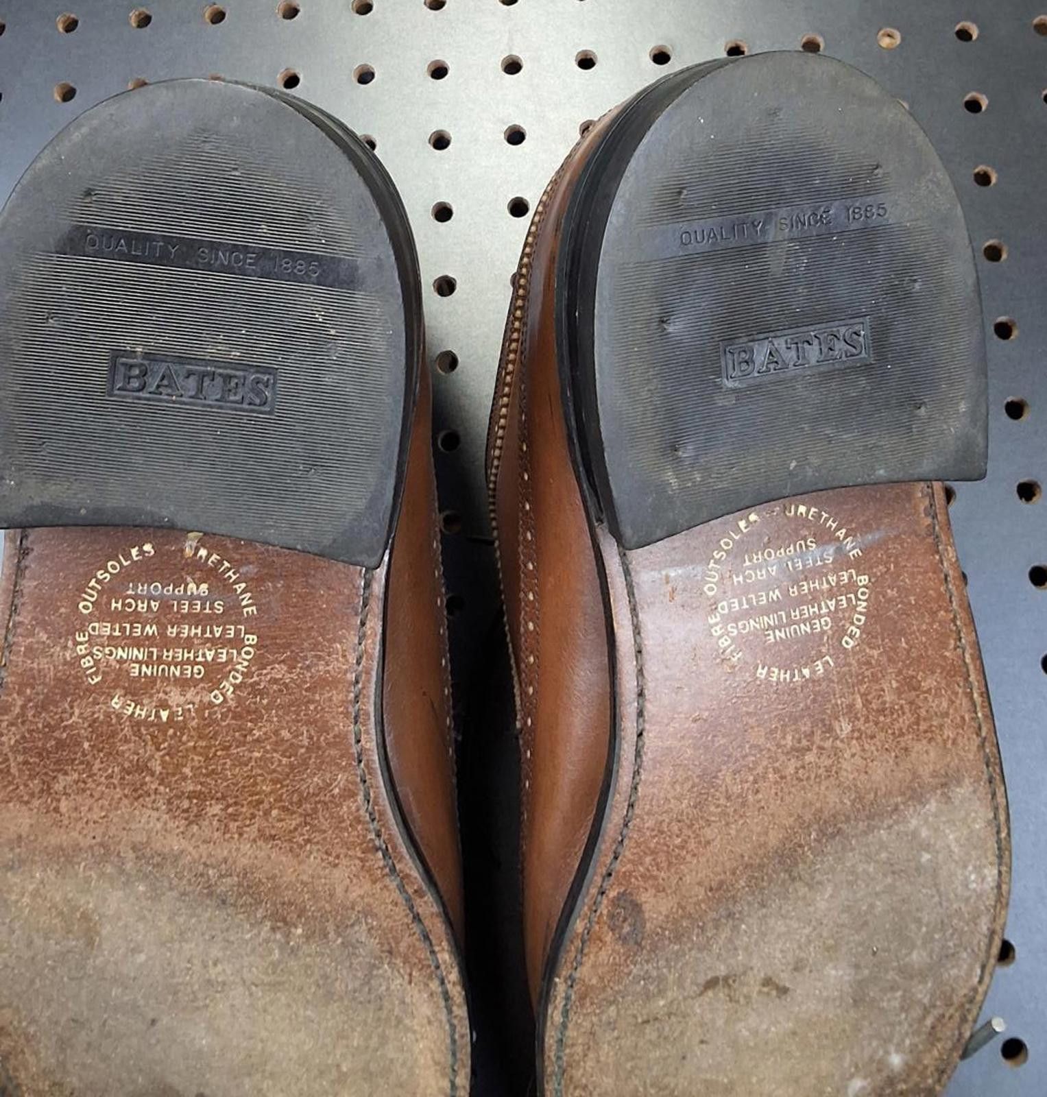 Unknown London Classic Brown Leather Wingtip Dress Shoes - Timeless Style! Size US 10 / EU 43 - 7 Thumbnail