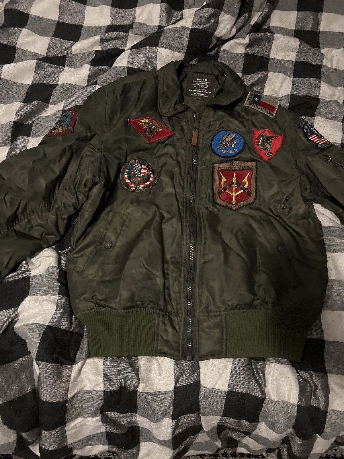 Vintage TOP GUN OFFICIAL B-15 FLIGHT BOMBER JACKET WITH PATCHES Size US XL / EU 56 / 4 - 1 Thumbnail