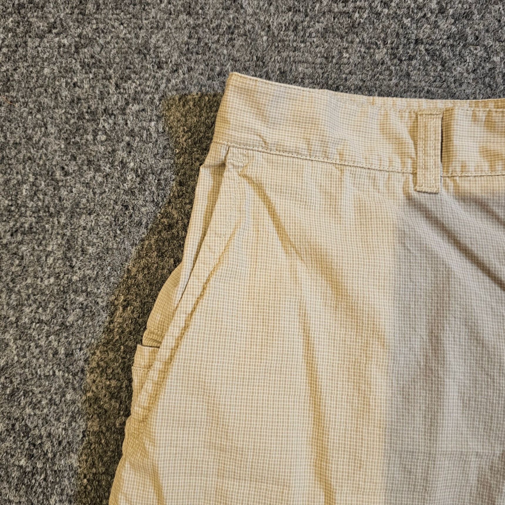 Joseph Abboud Joseph Abboud Shorts Mens 36 Beige Plaid Stretch 9 Inch Casual Beach Chino Flat Front Regular Waist 35 in Inseam 9 in Mens Beige Plaid Stretch Size US 36 / EU 52 - 3 Thumbnail