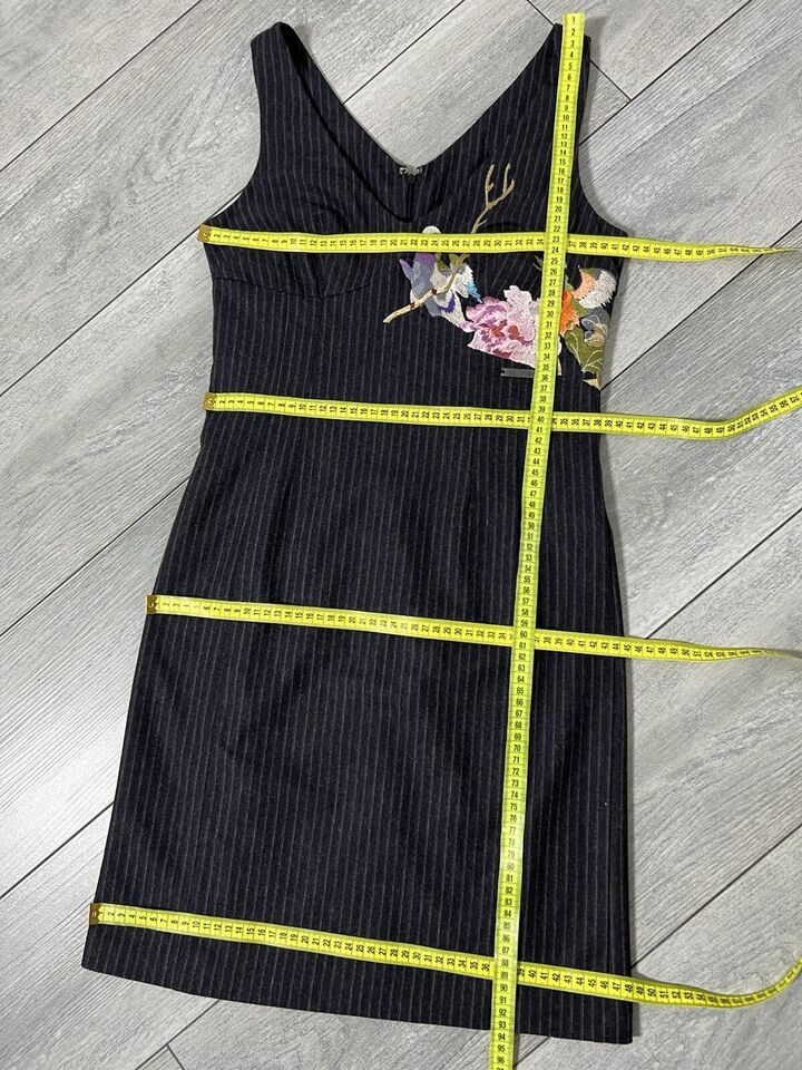 John Galliano John Galliano Vintage Dress Wool Blend Size 28/42 Size M / US 6-8 / IT 42-44 - 18 Thumbnail