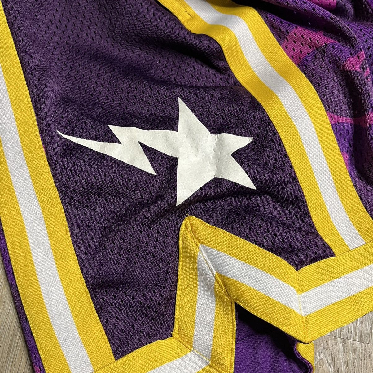 Bape purple bape camo basketball shorts Size US 32 / EU 48 - 3 Thumbnail