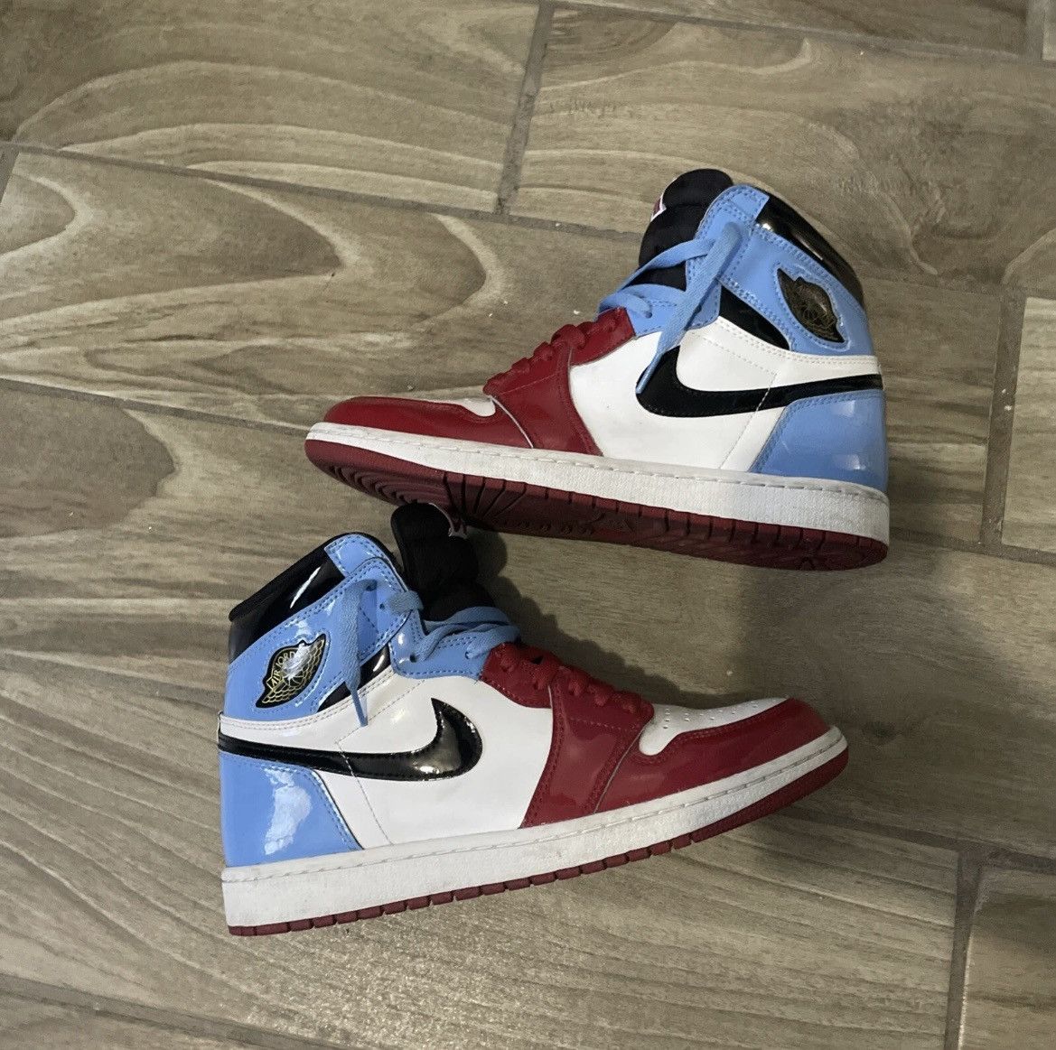 Nike Air jordan 1 High OG ‘Fearless’ (READ DESCRIPTION) Size US 10 / EU 43 - 3 Thumbnail