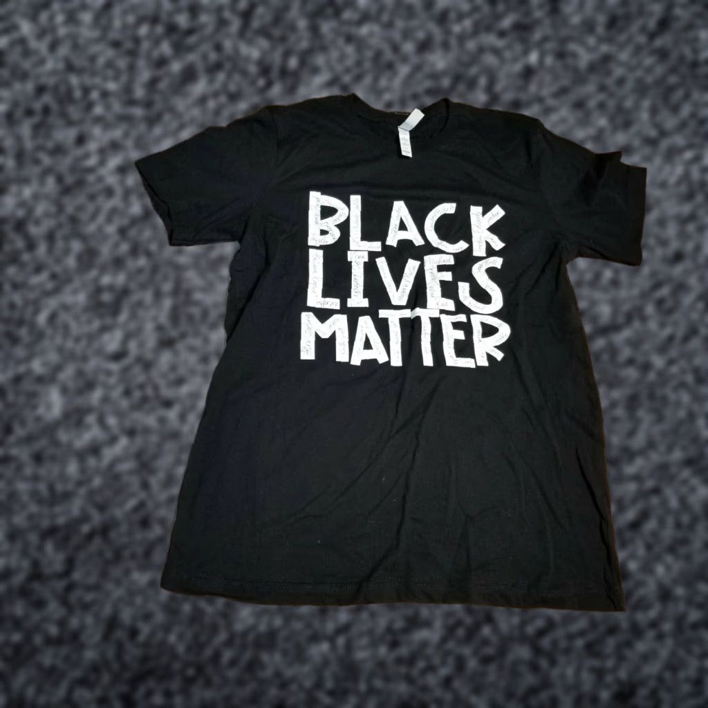 Bell Mens M Black Lives Matter This is Why Victim Names Womens T-Shirt Size M / US 6-8 / IT 42-44 - 1 Thumbnail