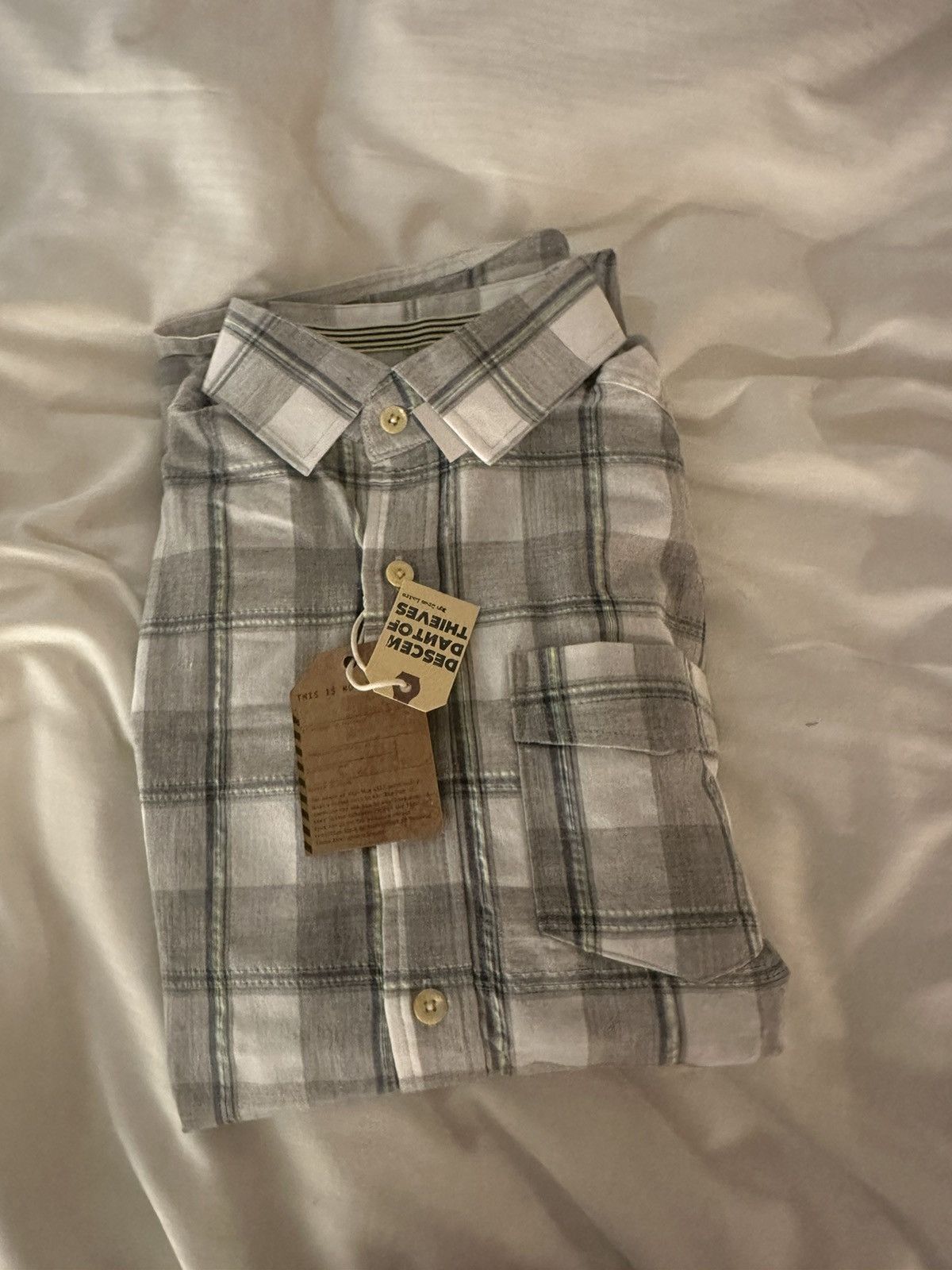 Descendant of Thieves Descendants of thieves button up plaid shirt Size US S / EU 44-46 / 1 - 2 Thumbnail