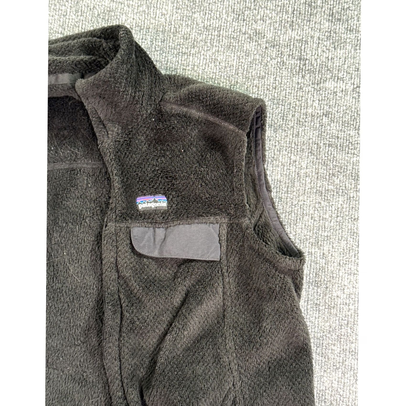 Patagonia Patagonia Womens Medium Black Polartec Thermal Pro Full Zip Fleece Vest Size M / US 6-8 / IT 42-44 - 5 Thumbnail