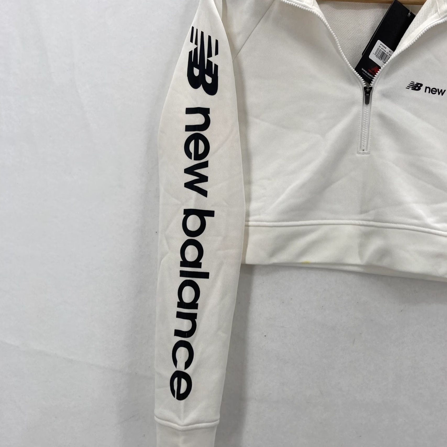 New Balance VINTAGE New Balance Sweatshirt Womens Small White Optiks Crop Quarter Zip Logo Running Size S / US 4 / IT 40 - 3 Thumbnail