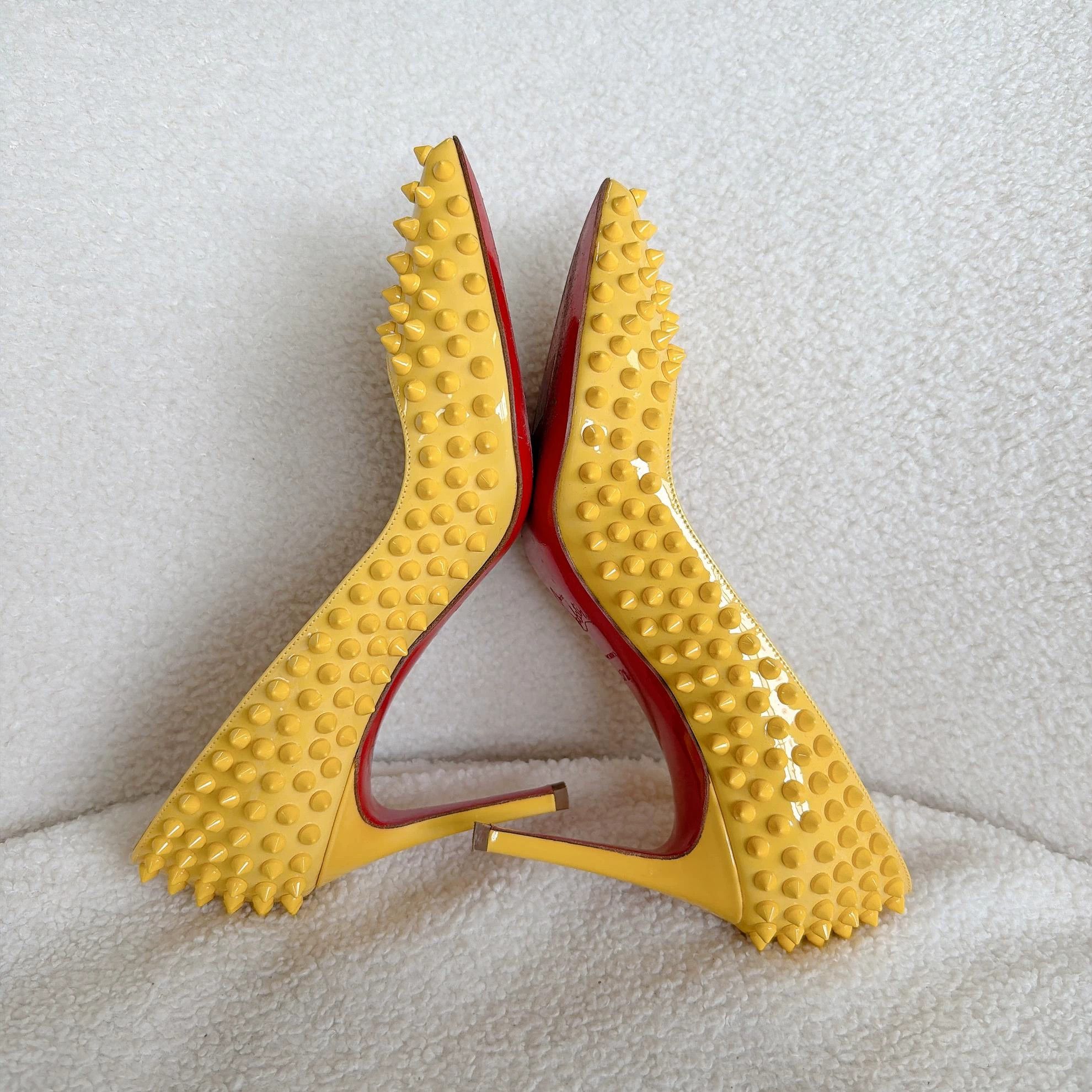 Christian Louboutin Christian Louboutin Yellow Pointed Toe Heels 37.5 Size US 7 / IT 37 - 7 Thumbnail