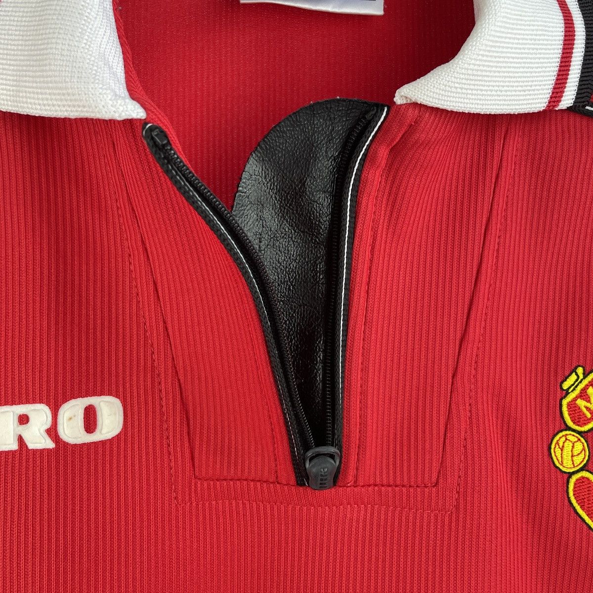 Umbro Vintage Manchester United 1998/2000 Home Jersey Rare Shirt Size US L / EU 52-54 / 3 - 5 Thumbnail