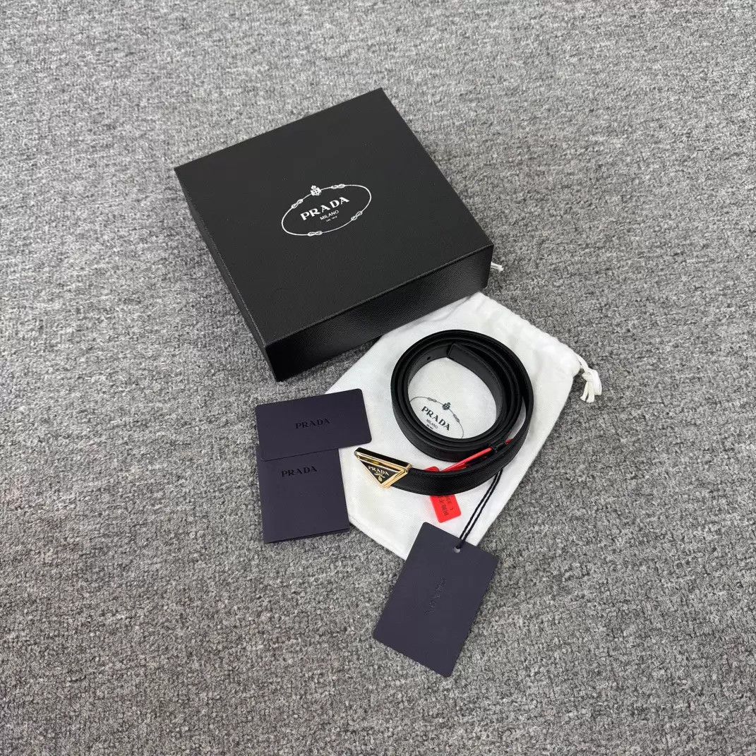 Prada Prada Black Gold Triangle Crossover Belt NWT 85/34 Size ONE SIZE - 1 Thumbnail