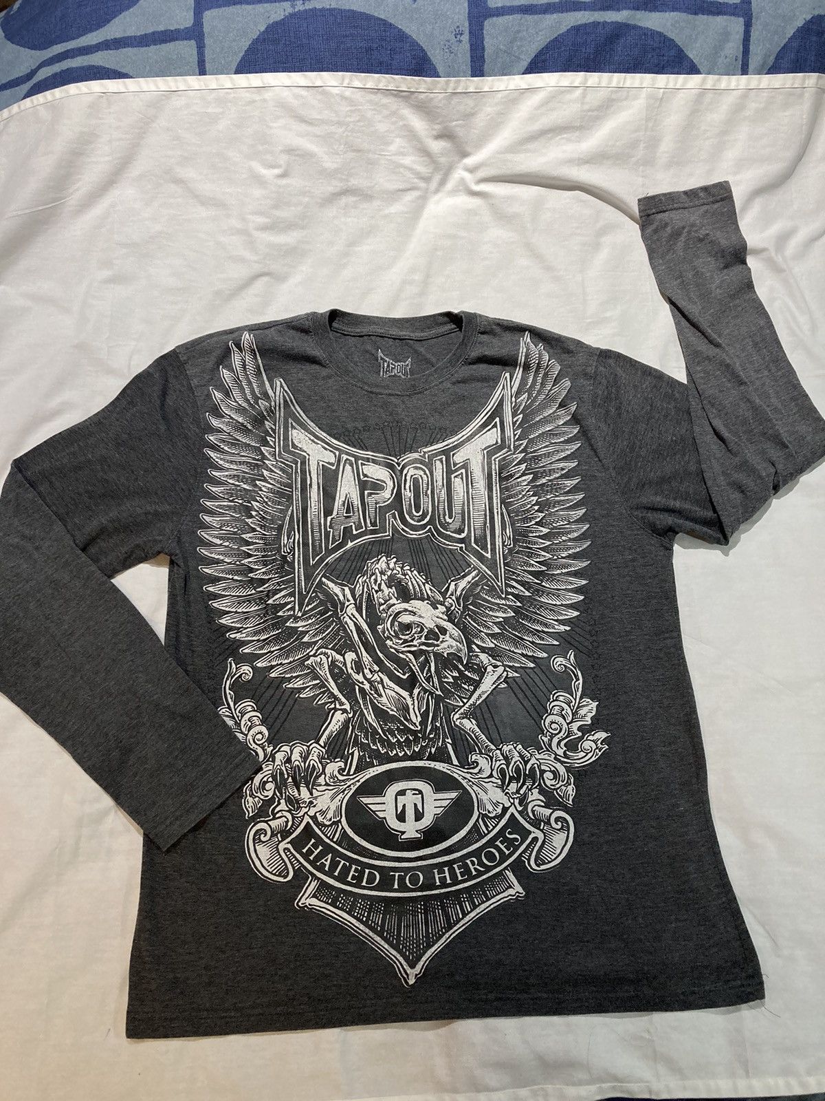 Vintage Tapout L/S shirt, size Large - Main Image