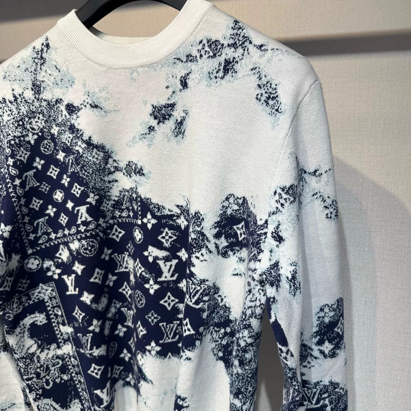 Louis Vuitton louis vuitton patterned crewneck sweatshirt Size US M / EU 48-50 / 2 - 1 Thumbnail
