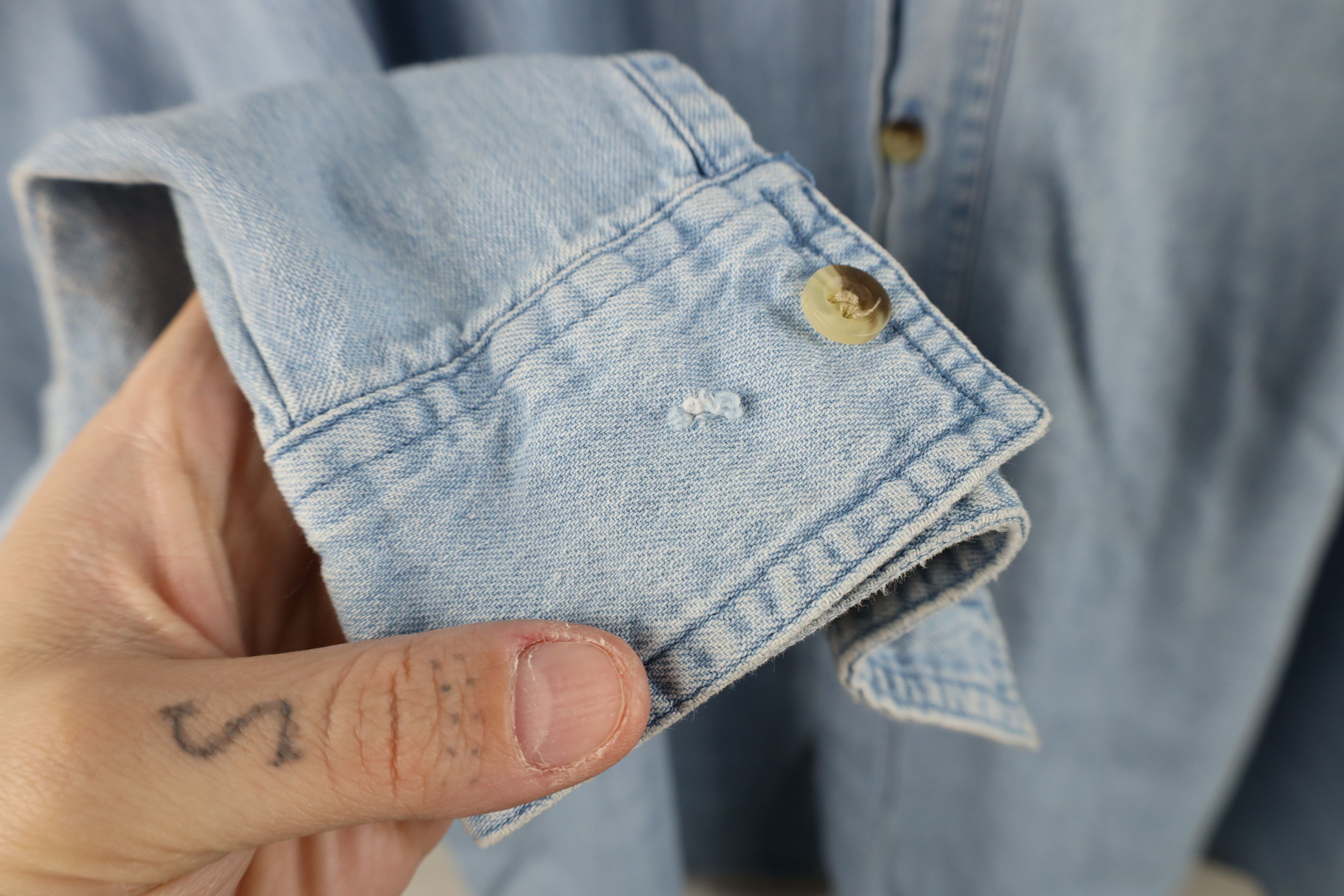 Vintage Vintage 90s Pittsburgh Steelers Football Denim Button Shirt Size US XL / EU 56 / 4 - 10 Thumbnail