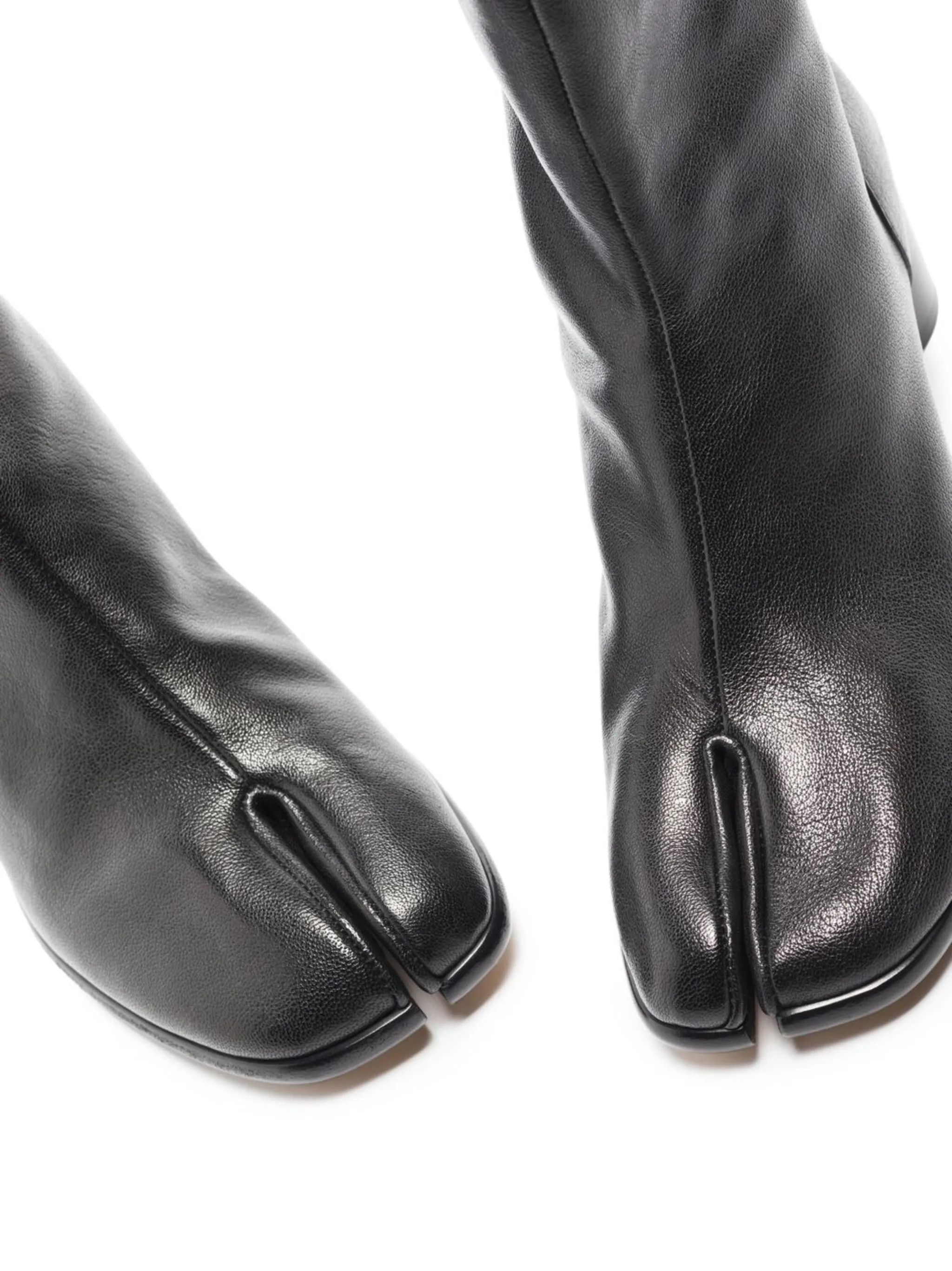 Maison Margiela o1w1db10525 Tabi Ankle Boots in Black Size US 8 / EU 41 - 4 Thumbnail