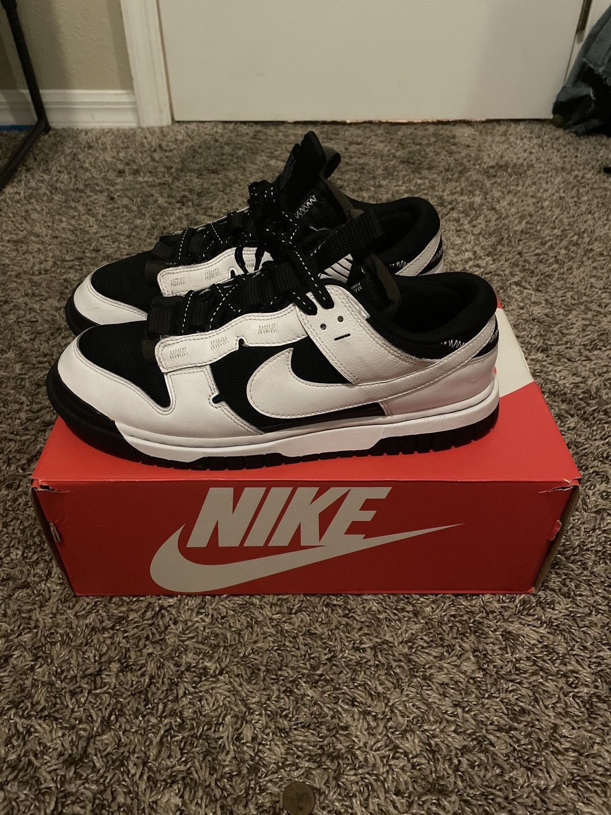 Nike Reverse Panda Jumbos Size US 10 / EU 43 - 1 Thumbnail
