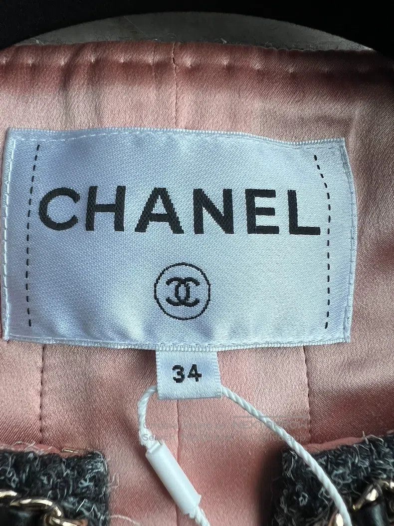 Chanel Chanel 19b pink no chain jacket Size XXS / US 00 / IT 34 - 5 Thumbnail