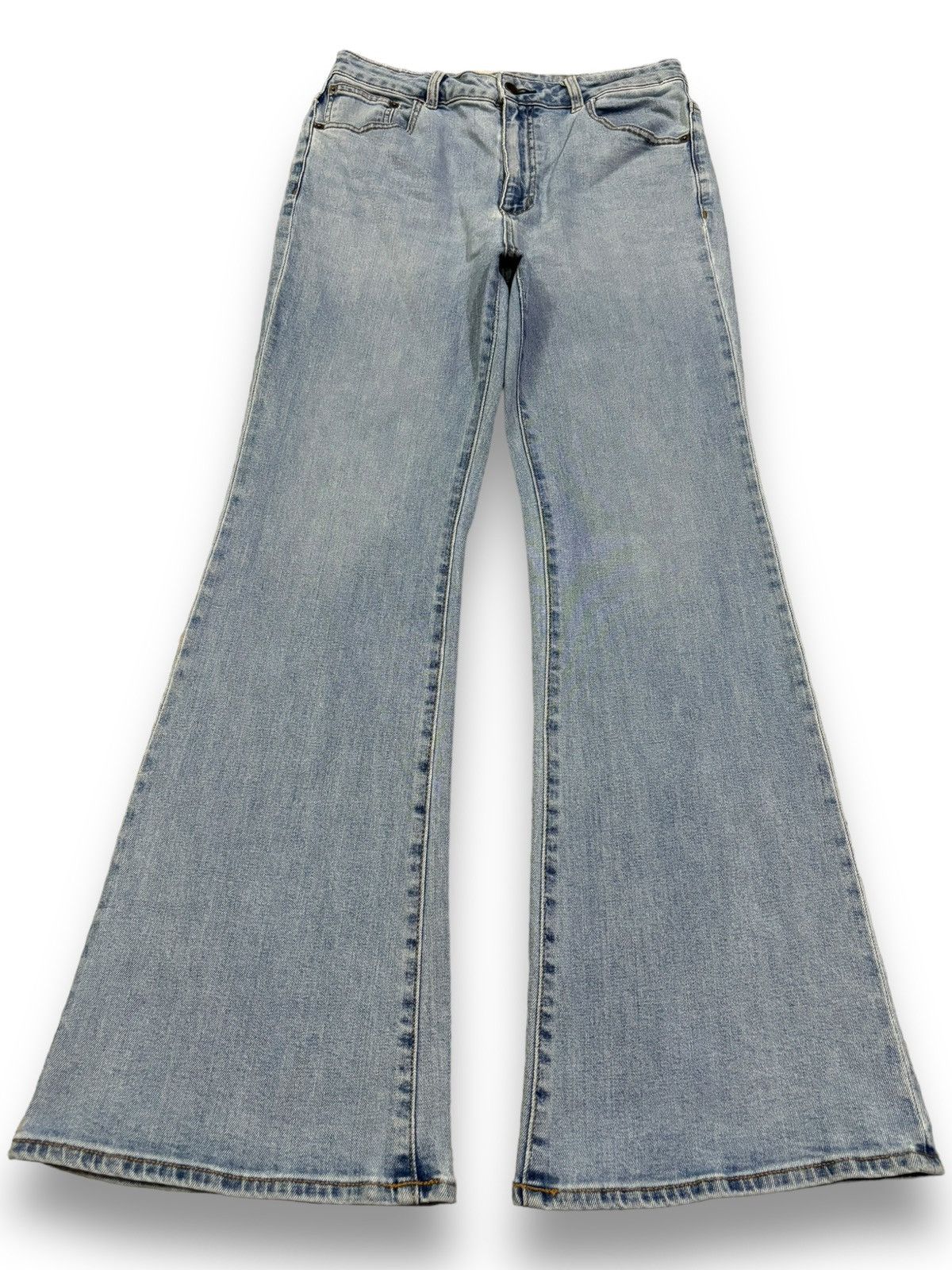 GU × Undercover Japanese Brand GU Blue Washed Flare Bell Bottom Jeans Size US 28 / EU 44 - 1 Thumbnail